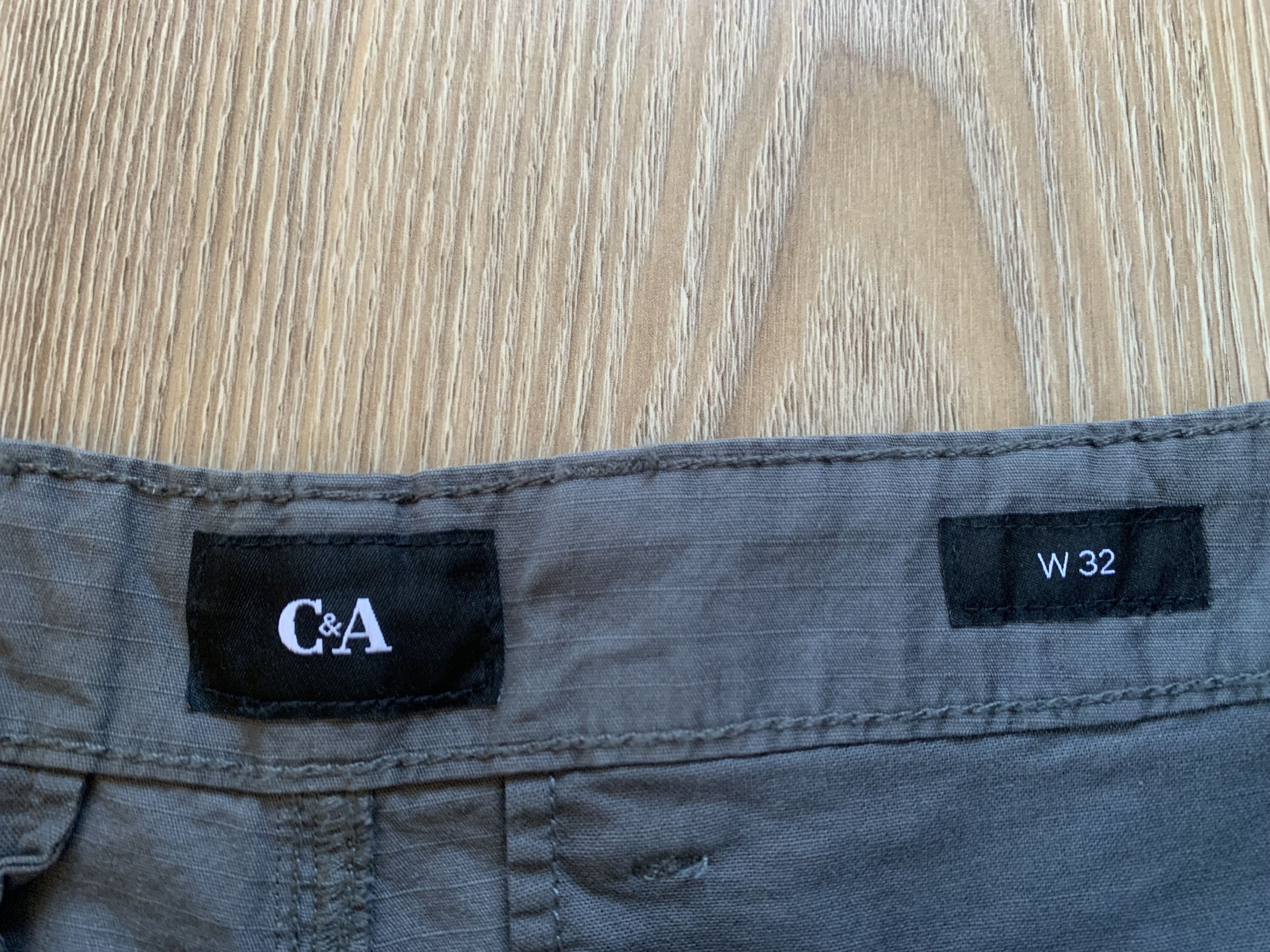 Marks & Spencer Marks & Spencer Mens Cotton Cargo Shorts Size US 32 / EU 48 - 6 Thumbnail