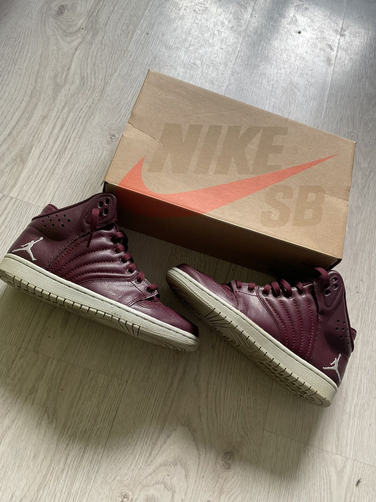 Jordan Brand × Nike Air Jordan 1 Flight 4 Night Maroon Sneakers Size US 7.5 / EU 40-41 - 2 Thumbnail