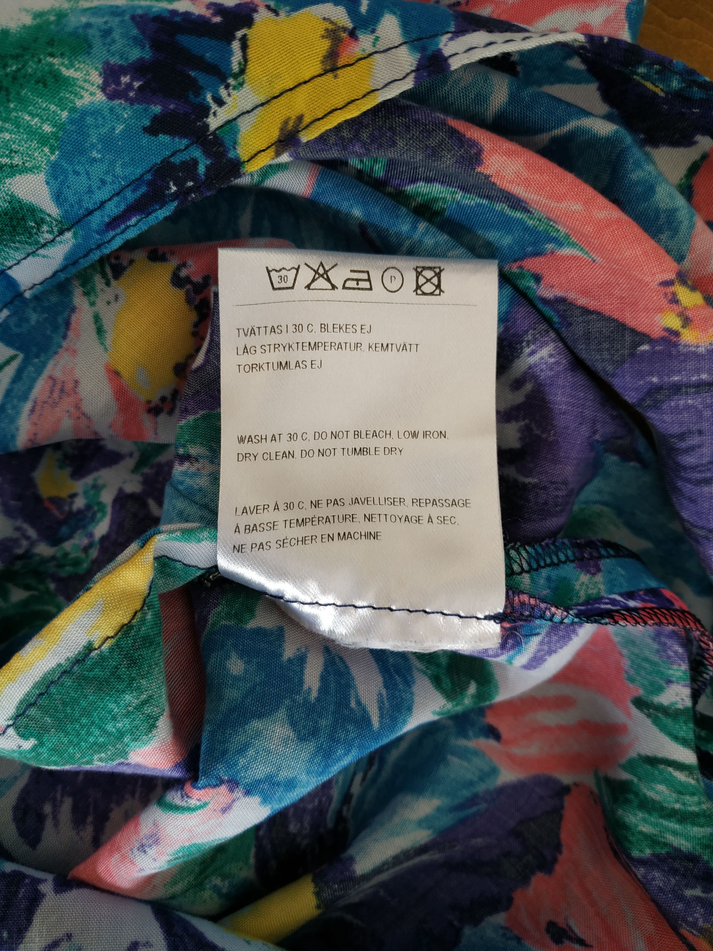 Acne Studios ACNE Flower Print Women's Mini/Midi Dress, s. 36 (SMALL) Size S / US 4 / IT 40 - 10 Thumbnail