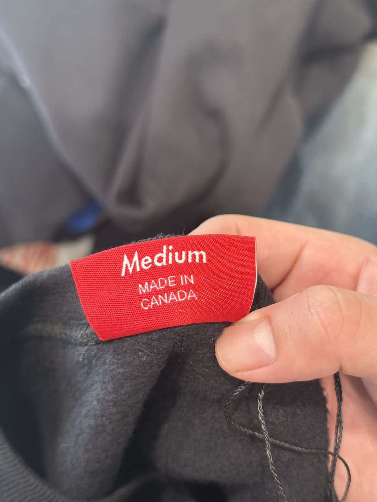 Supreme Supreme Logo Crewneck Size US M / EU 48-50 / 2 - 4 Thumbnail