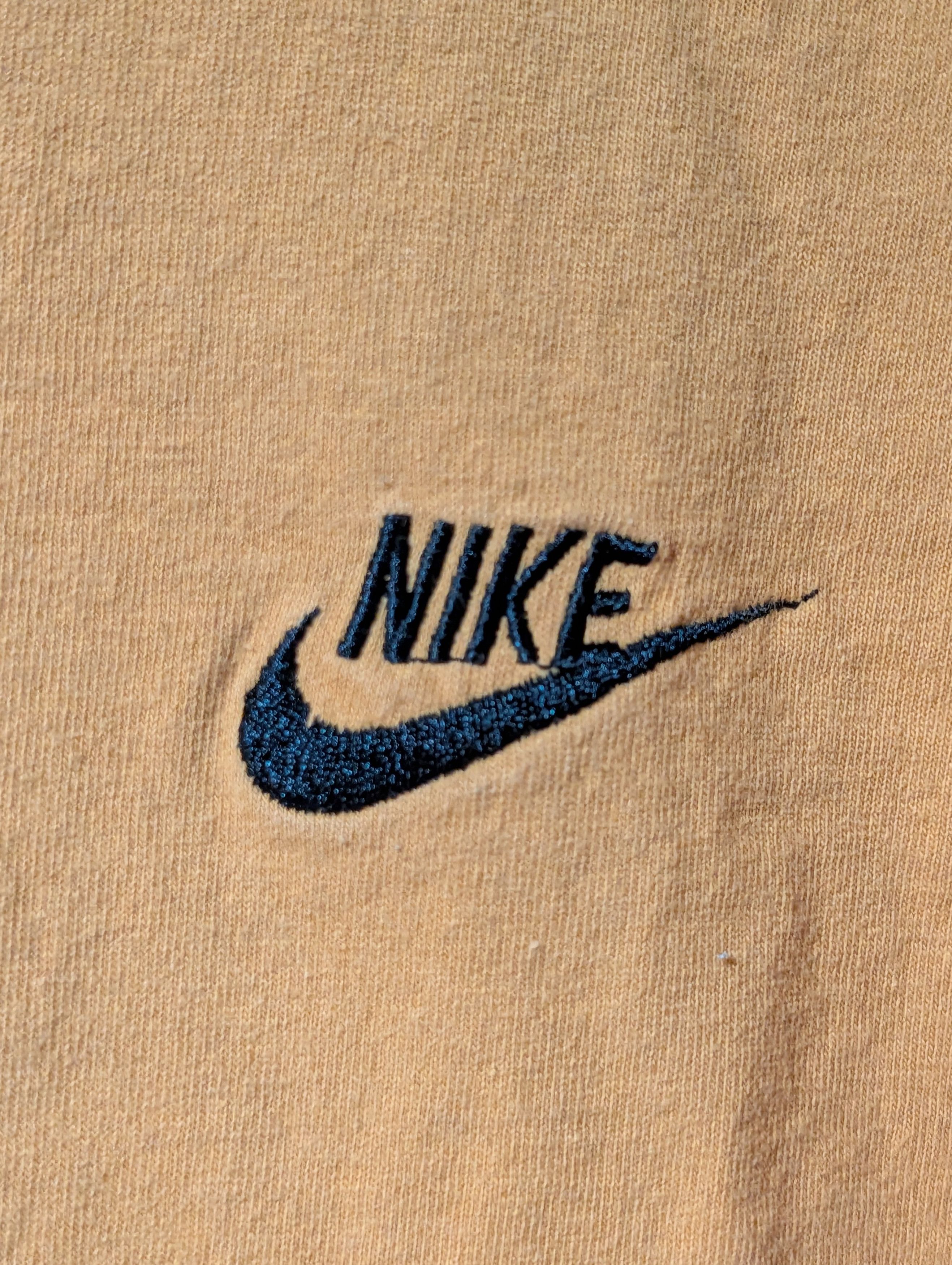 Nike Vintage 90s Nike Mini Swoosh Essential Streetwear T-Shirt Size US L / EU 52-54 / 3 - 2 Thumbnail