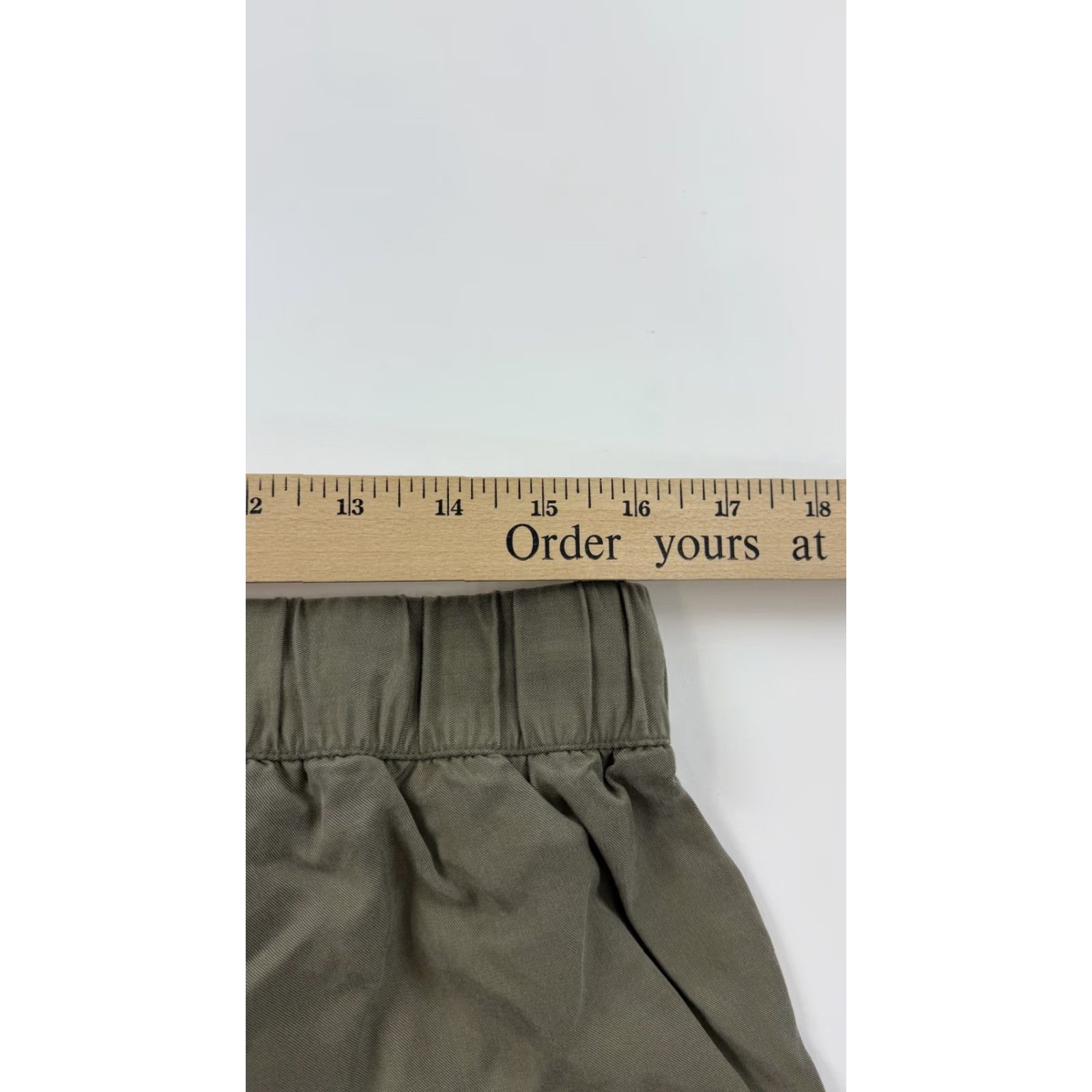 Banana Republic Banana Republic Shorts Womens 12 Green Lyocell Pull On Drawstring Casual Pockets Size 34" / US 12 / IT 48 - 7 Thumbnail