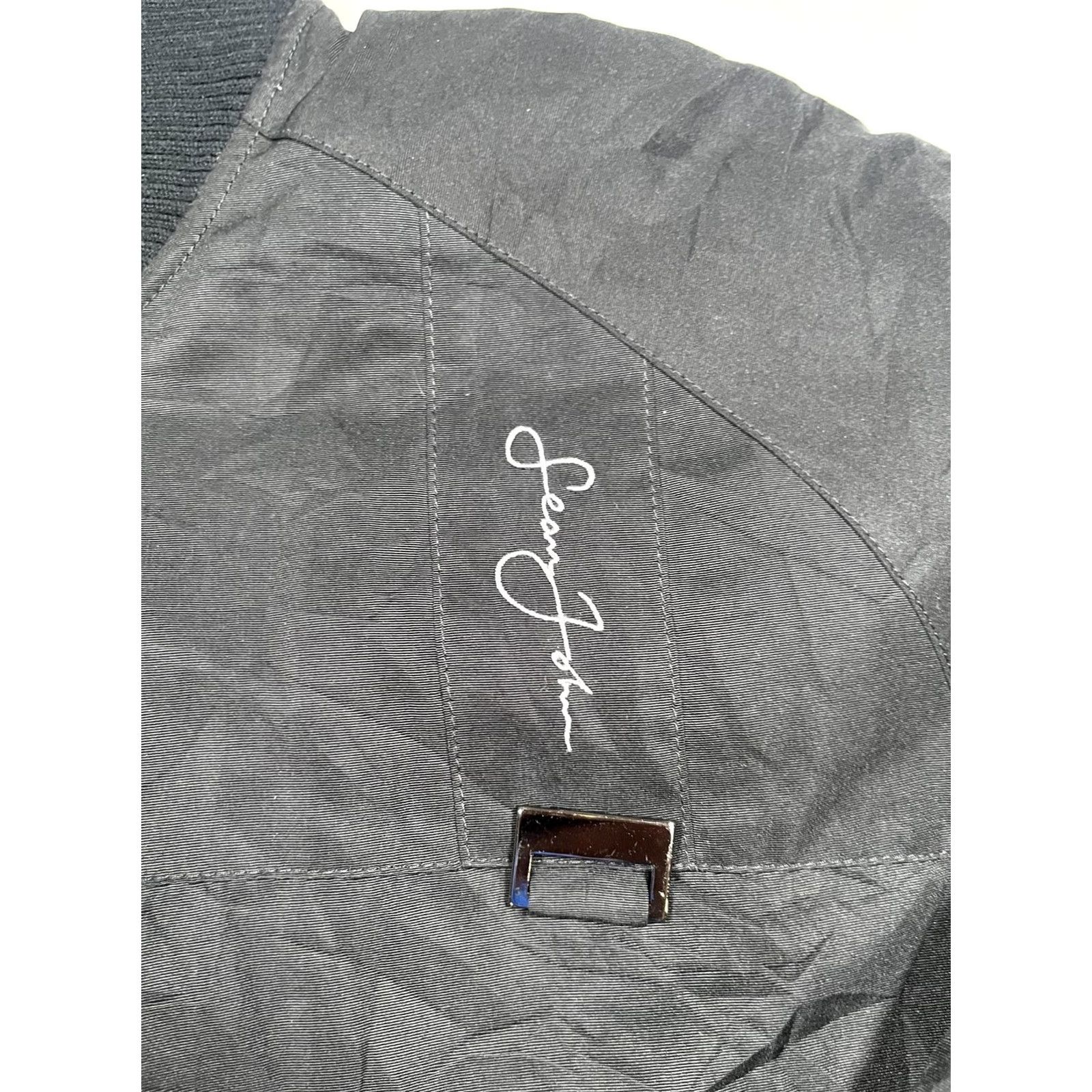 Sean John Sean John Jacket Mens L Gray Reversible Quilted Bomber Insulated Hip Hop Zip Front Full Zip Pockets Stand-Up Collar Casual Winter Size US L / EU 52-54 / 3 - 6 Thumbnail