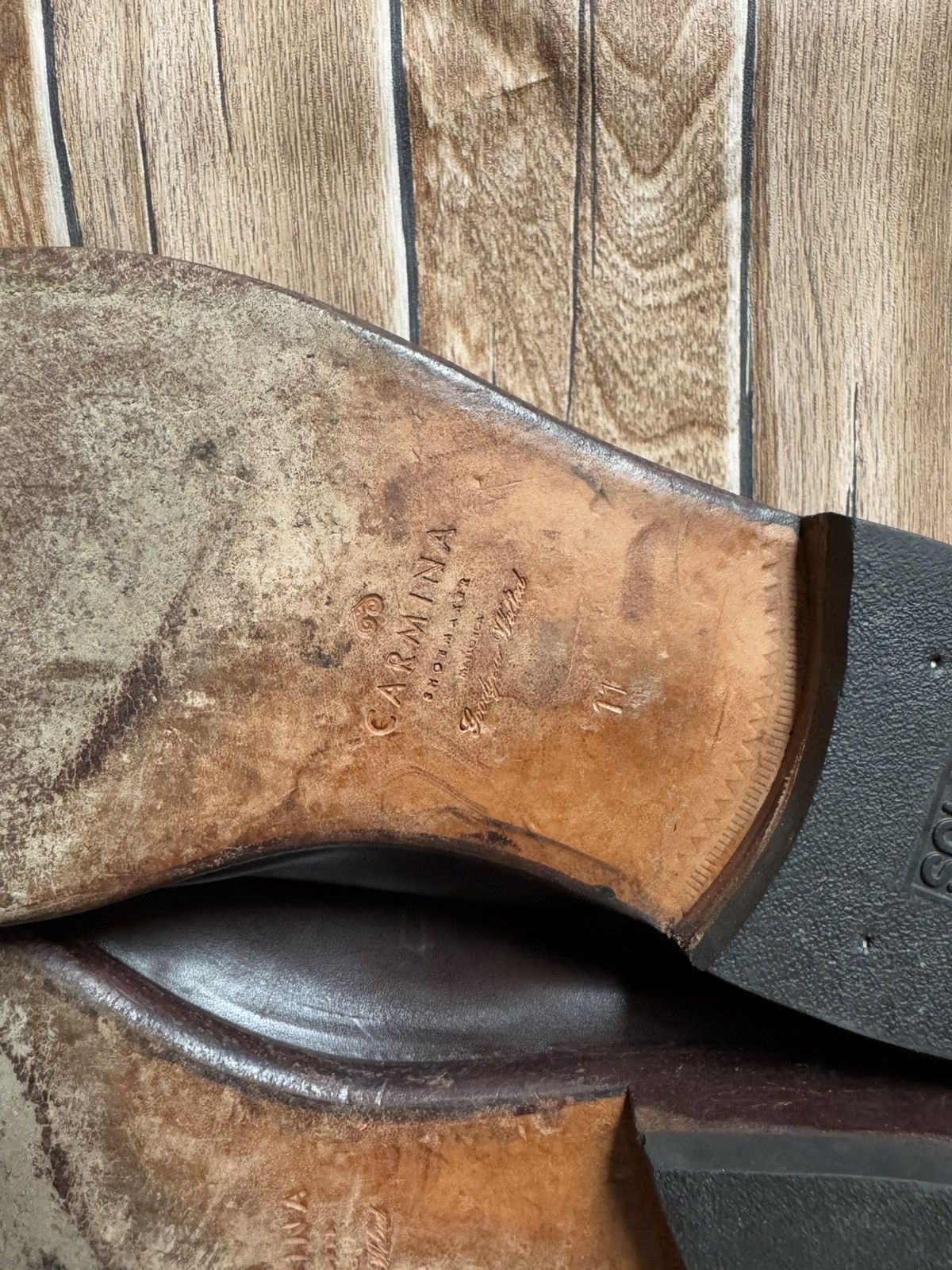 Carmina Wholecut Oxford shoe Size US 11 / EU 44 - 13 Thumbnail