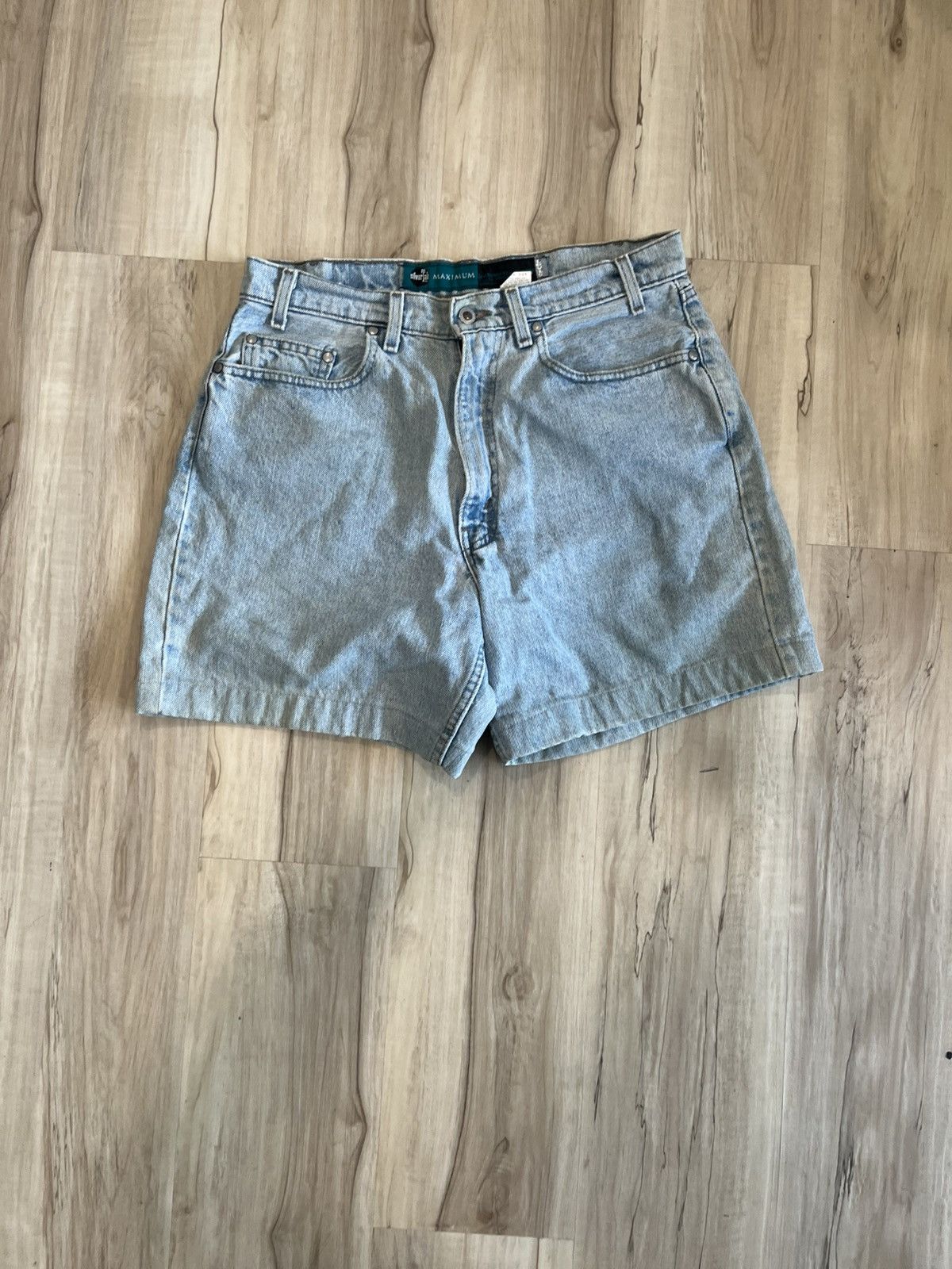Levi's × Vintage 90s Levi’s silver tab denim shorts Size US 32 / EU 48 - 1 Thumbnail