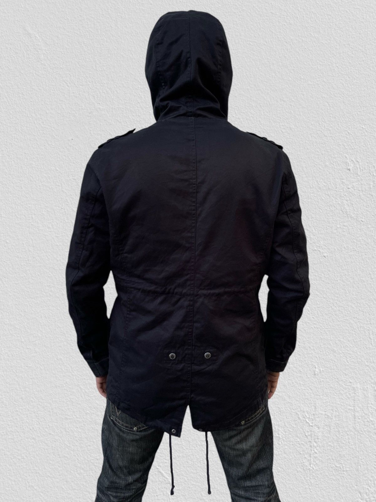 In The Attic × Japanese Brand × Le Grande Bleu (L.G.B.) 🔥Vintage In The Attic Black Survives Parka Jacket LGB Style Size US L / EU 52-54 / 3 - 3 Thumbnail