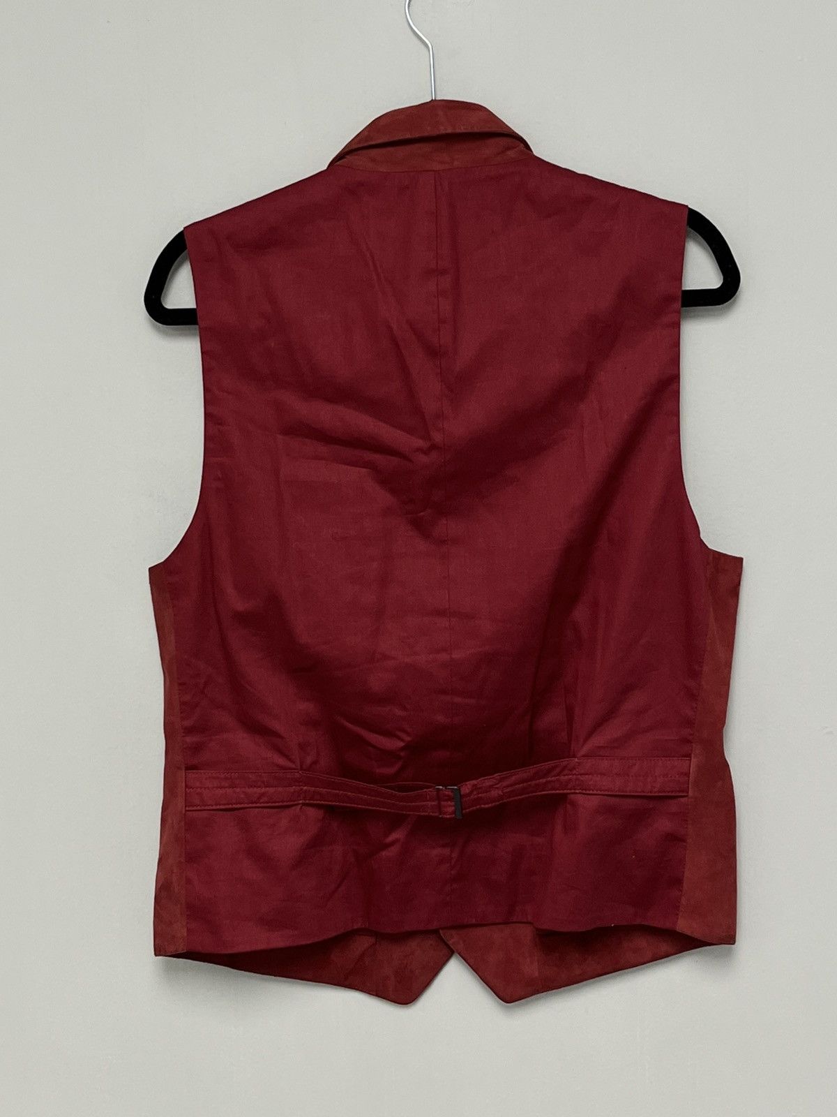 John Varvatos Goat Suede Multibutton Vest. Size EU 48 USA 38. Size US M / EU 48-50 / 2 - 8 Thumbnail
