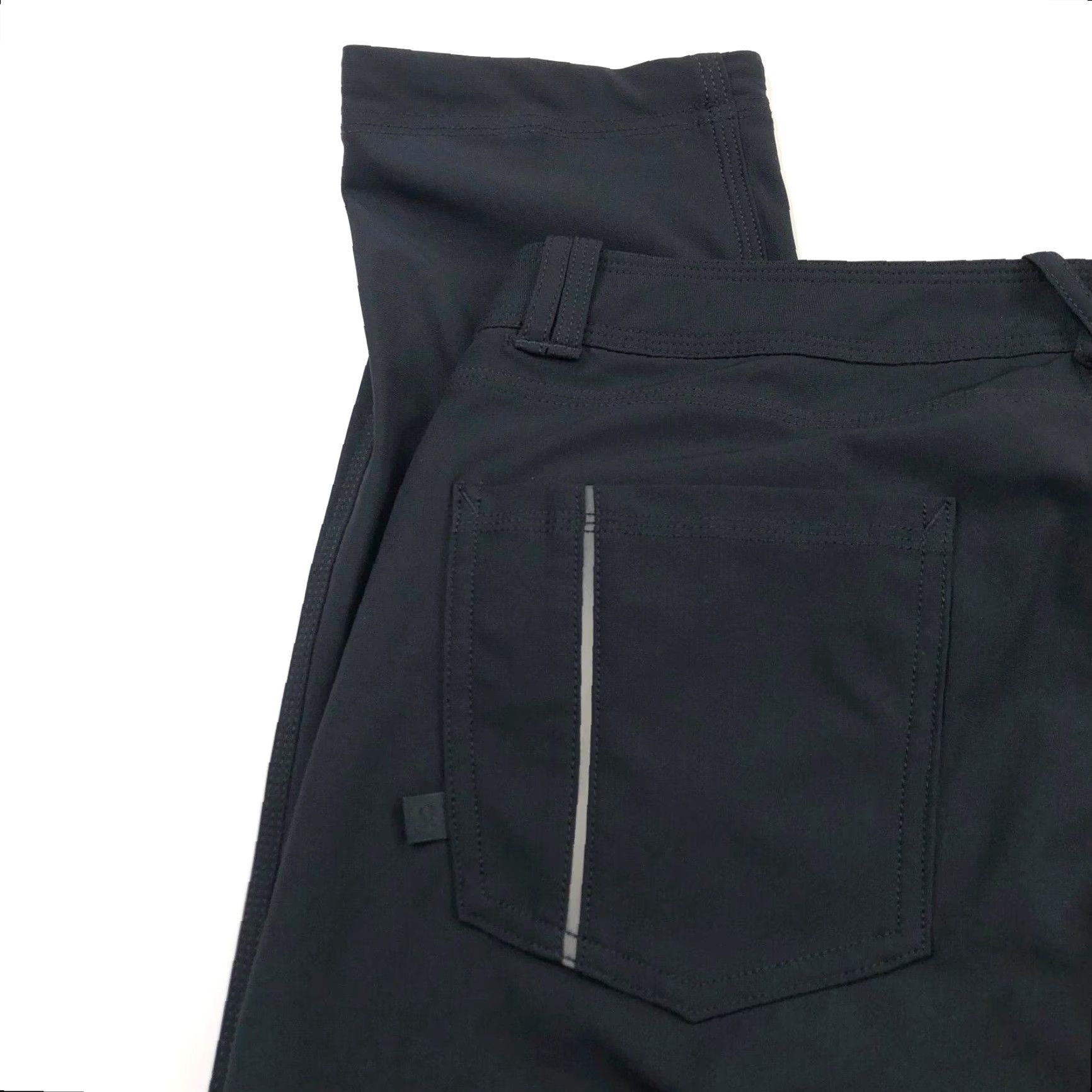 Lululemon Lululemon City Sleek Pants Mid Rise Black MINT Regular 31 in W 30 in L Nylon Polyester Spandex Pockets Women Modern Casual Pants Size 32" / US 10 / IT 46 - 2 Thumbnail