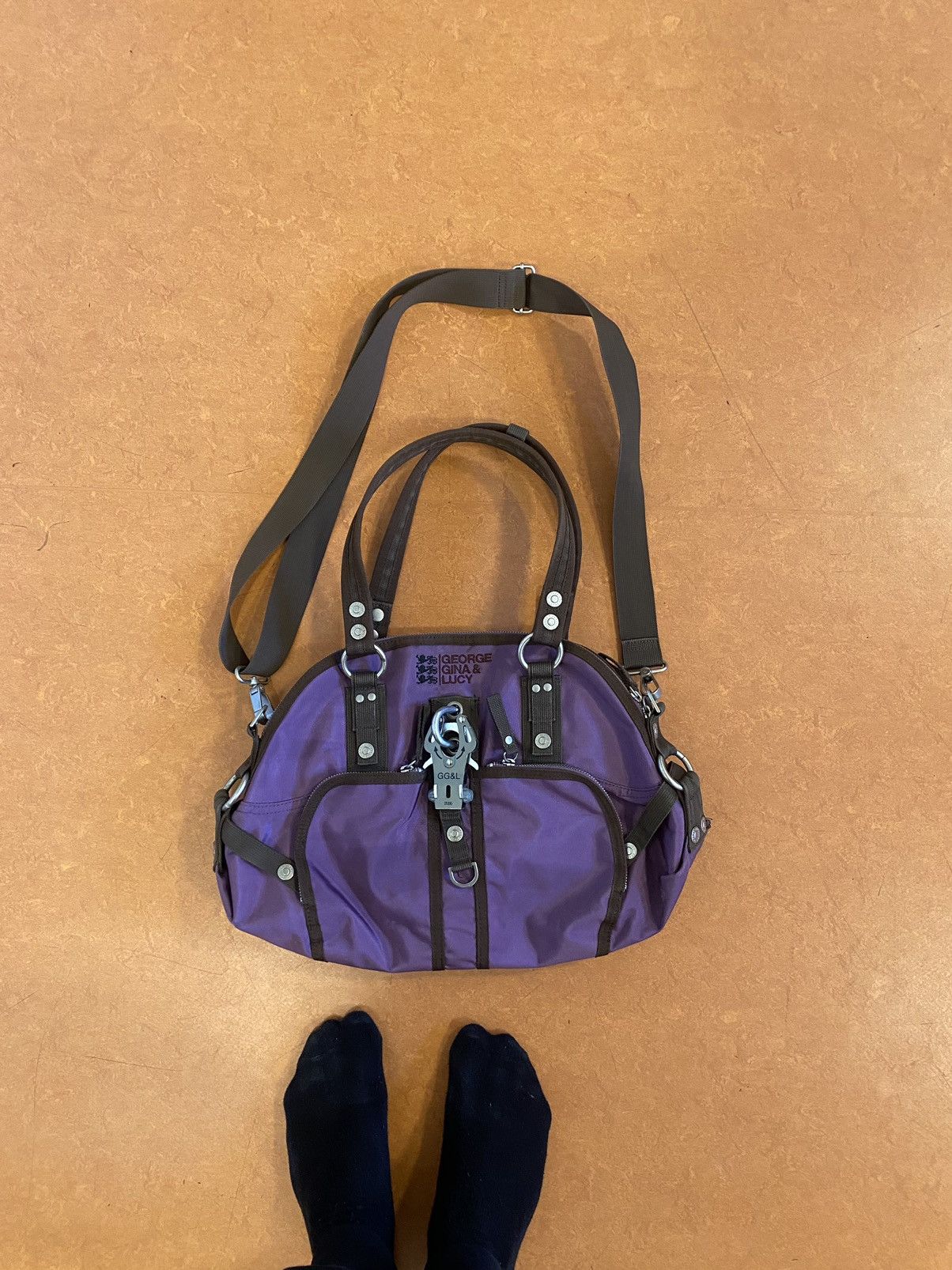 Vintage Vintage George Gina Lucy bag 2008 y2k style bag Size ONE SIZE - 1 Thumbnail