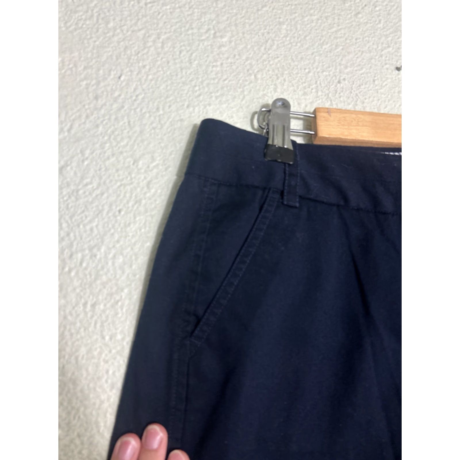 J.Crew J.CREW Chino Shorts Women’s 10 Navy Blue 32x9 Size 32" / US 10 / IT 46 - 3 Thumbnail