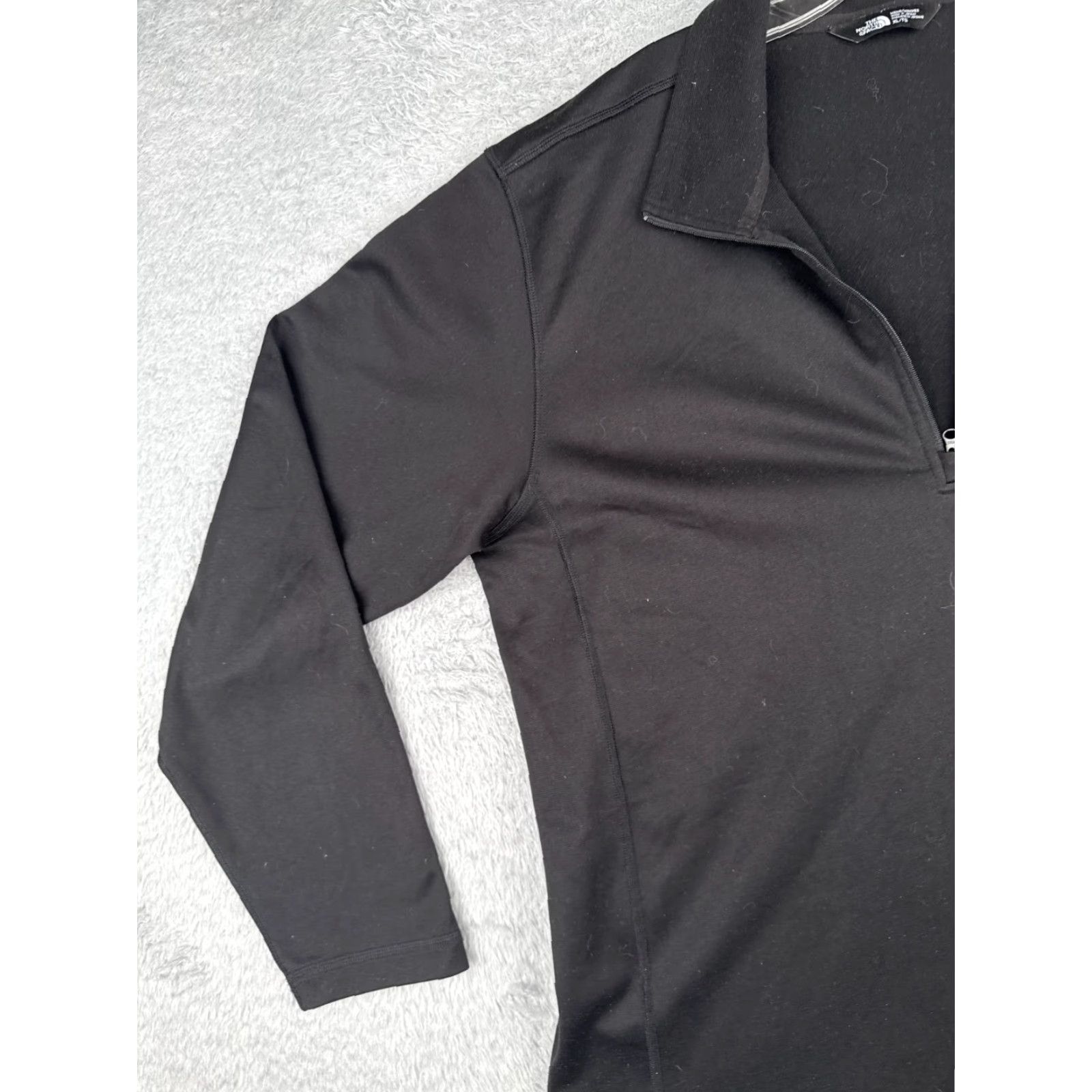 The North Face The North Face Shirt Mens XL Gray 1/4 Zip Mock Neck Long Sleeve Fleece Pullover Embroidered Logo Zipper Casual Activewear Sports Outdoor Size US XL / EU 56 / 4 - 3 Thumbnail