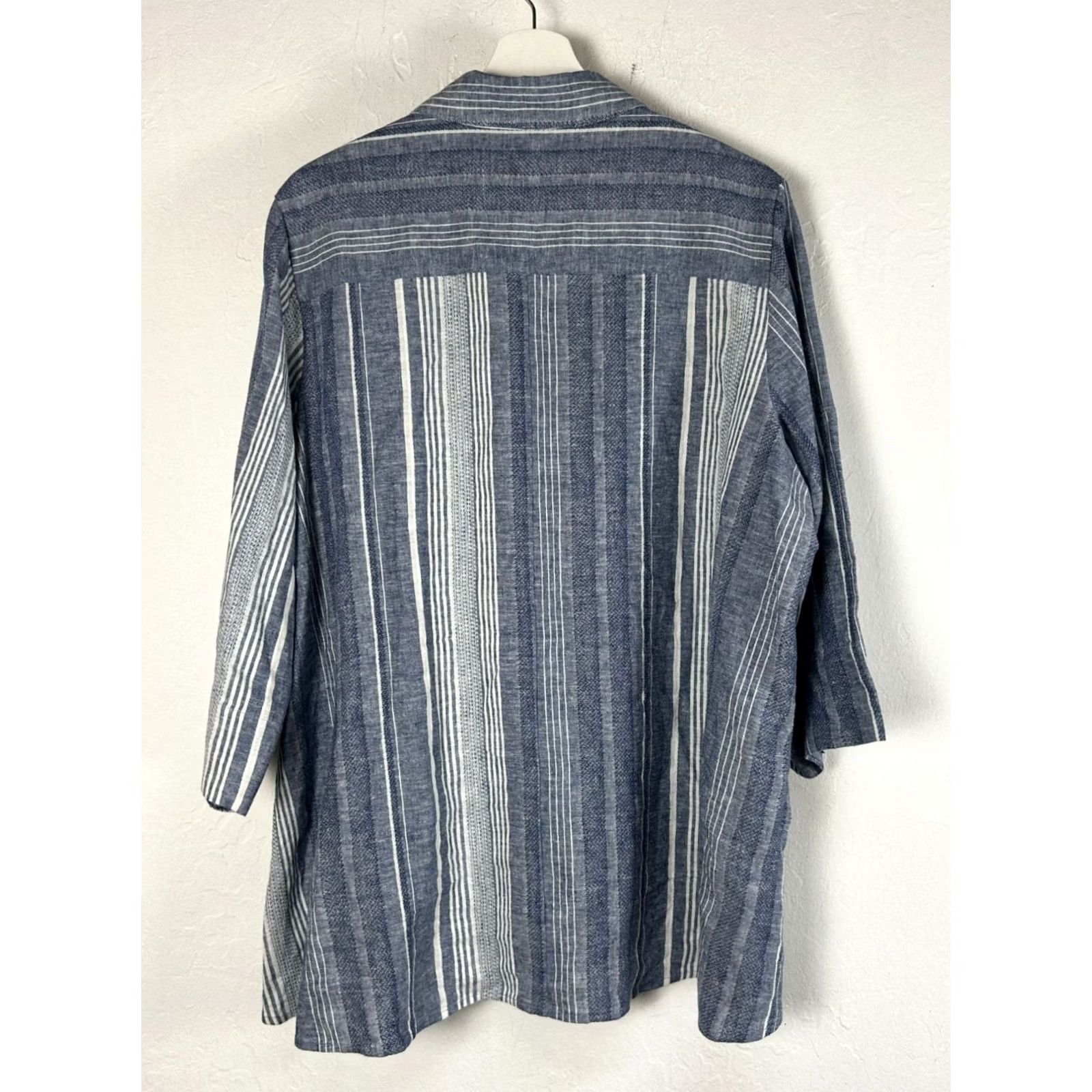 Soft Surroundings Soft Surroundings Blue Striped Linen Cotton Button-Down Tunic Shirt Plus 1X NWOT Ladies Casual 3/4 Sleeve High-Low Hem Size 1X Blue/White Shirt Size XL / US 12-14 / IT 48-50 - 3 Thumbnail