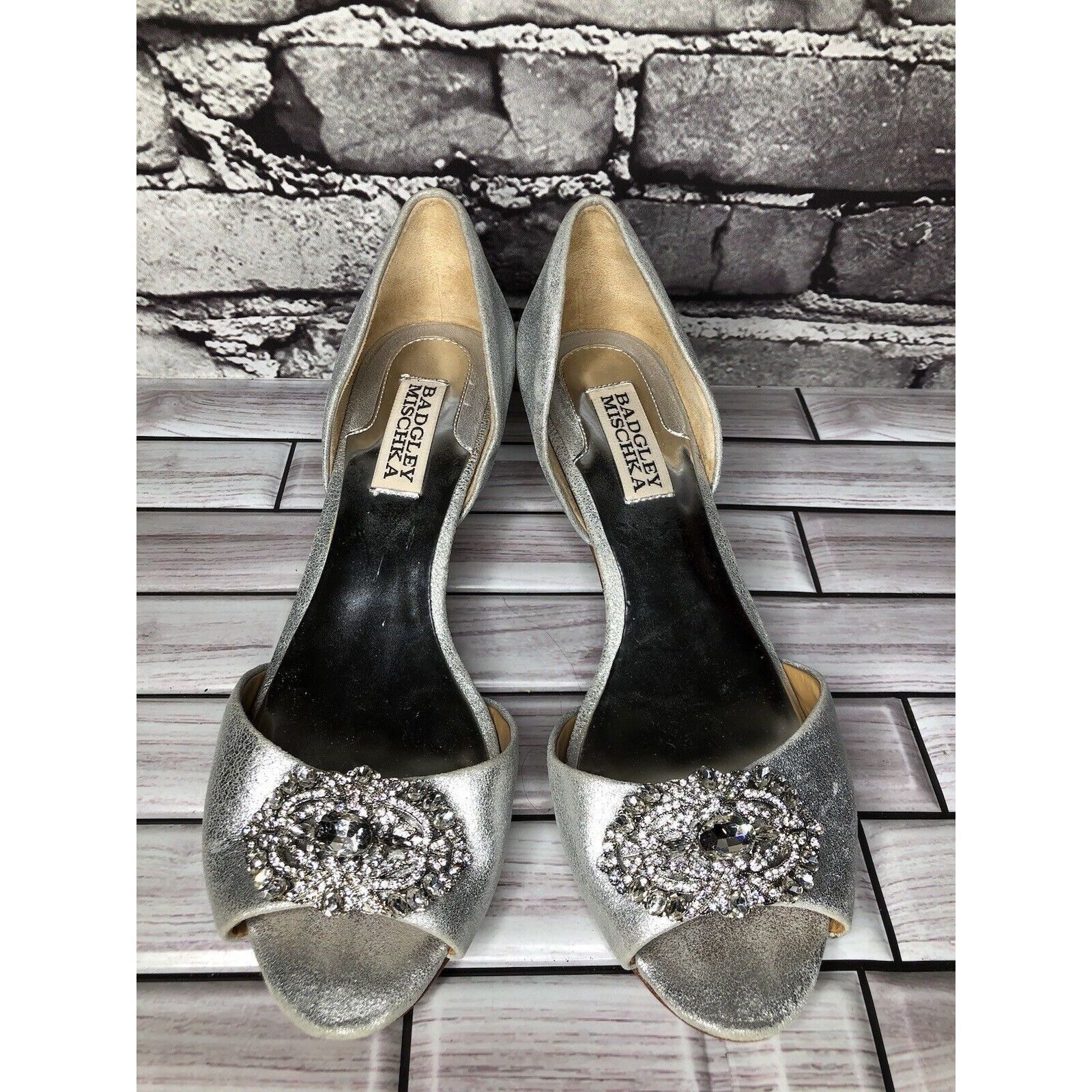 Badgley Mischka Badgley Mischka Metallic Silver Leather Rhinestone Heels Wom Size US 6.5 / IT 36.5 - 2 Thumbnail