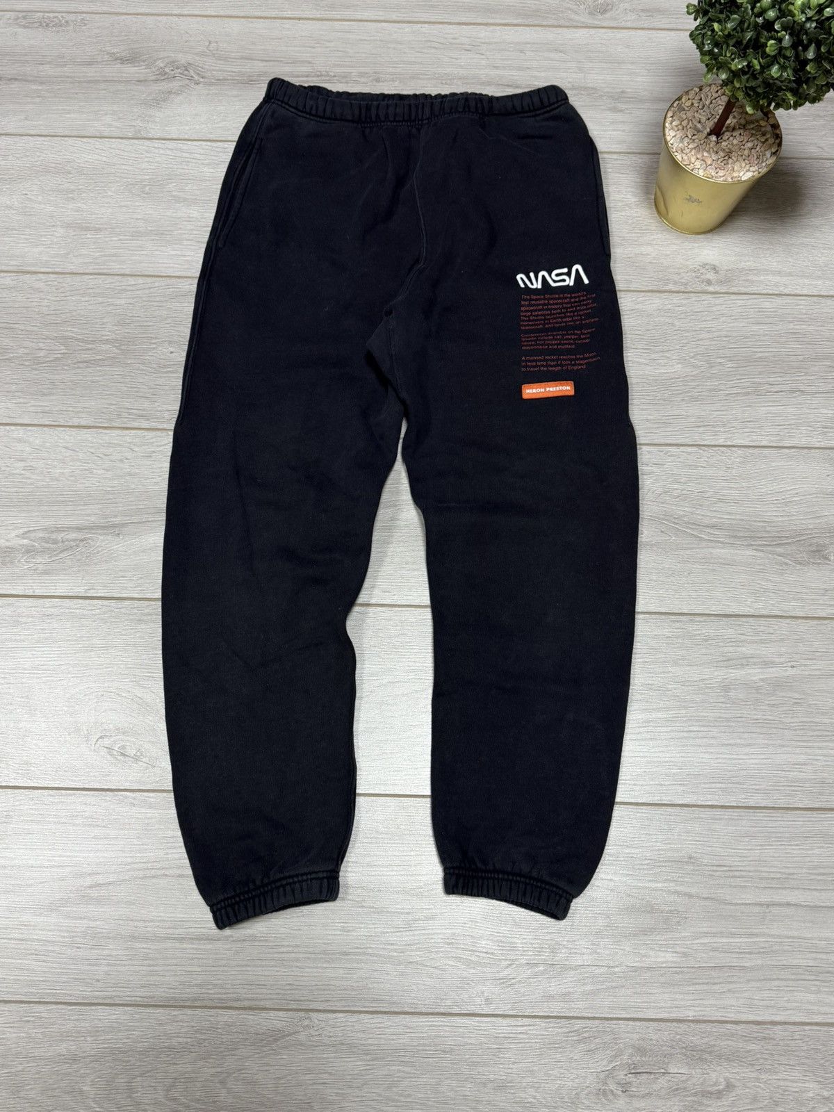 Heron Preston Heron Preston NASA sweatpants Size US 32 / EU 48 - 4 Thumbnail