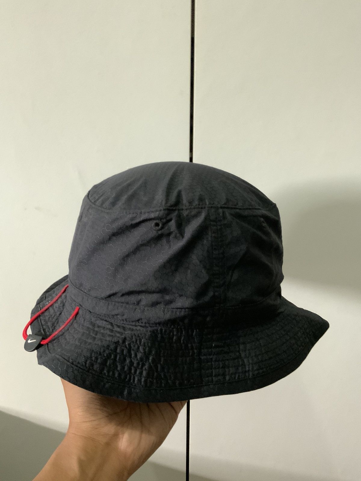 Nike Nike Sports Black Bucket Hat Size ONE SIZE - 7 Thumbnail