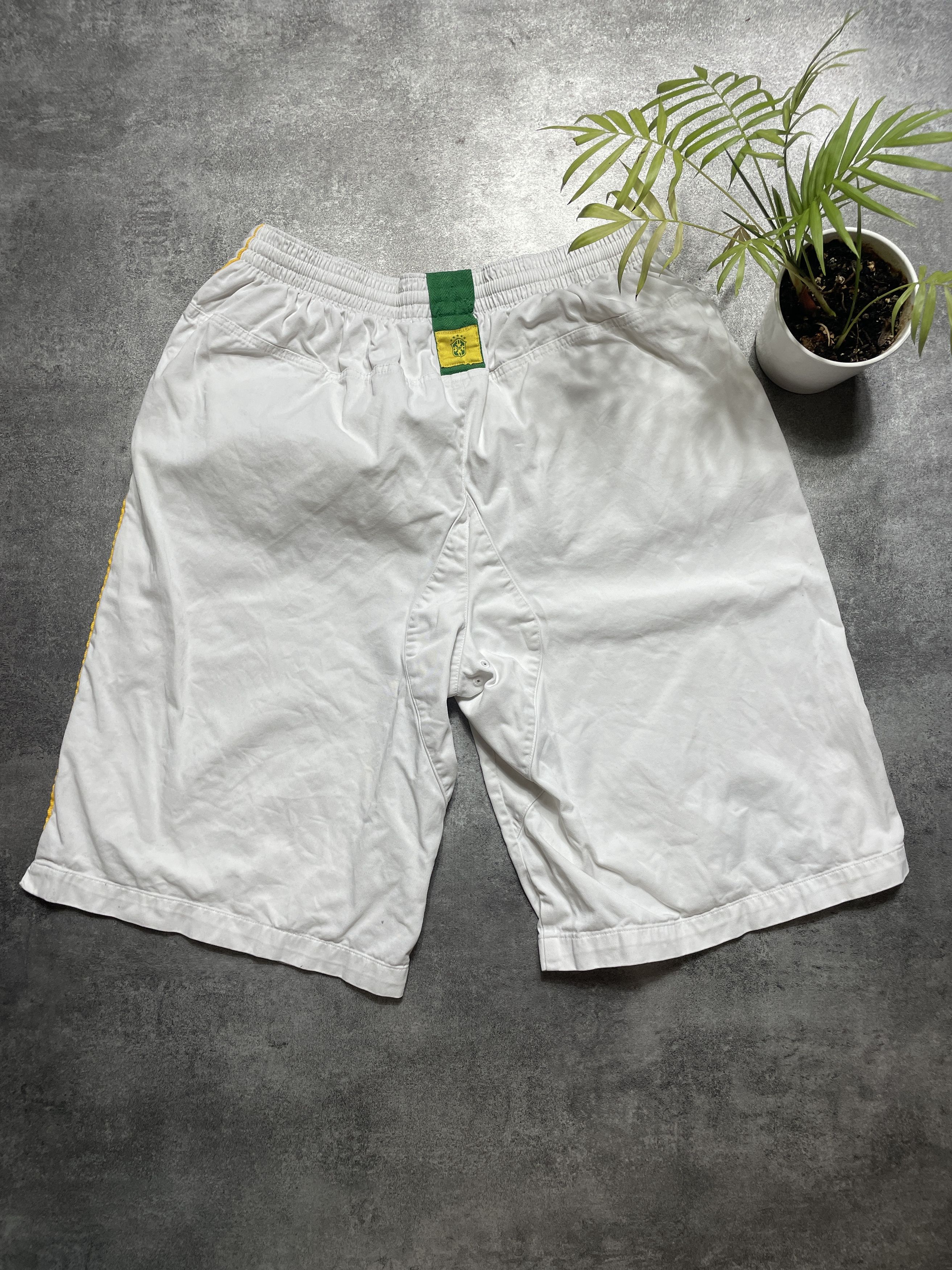 Nike ❗️RARE❗️Nike Vintage Y2K Silver Tag Baggy Shorts Solid Size US 36 / EU 52 - 8 Thumbnail