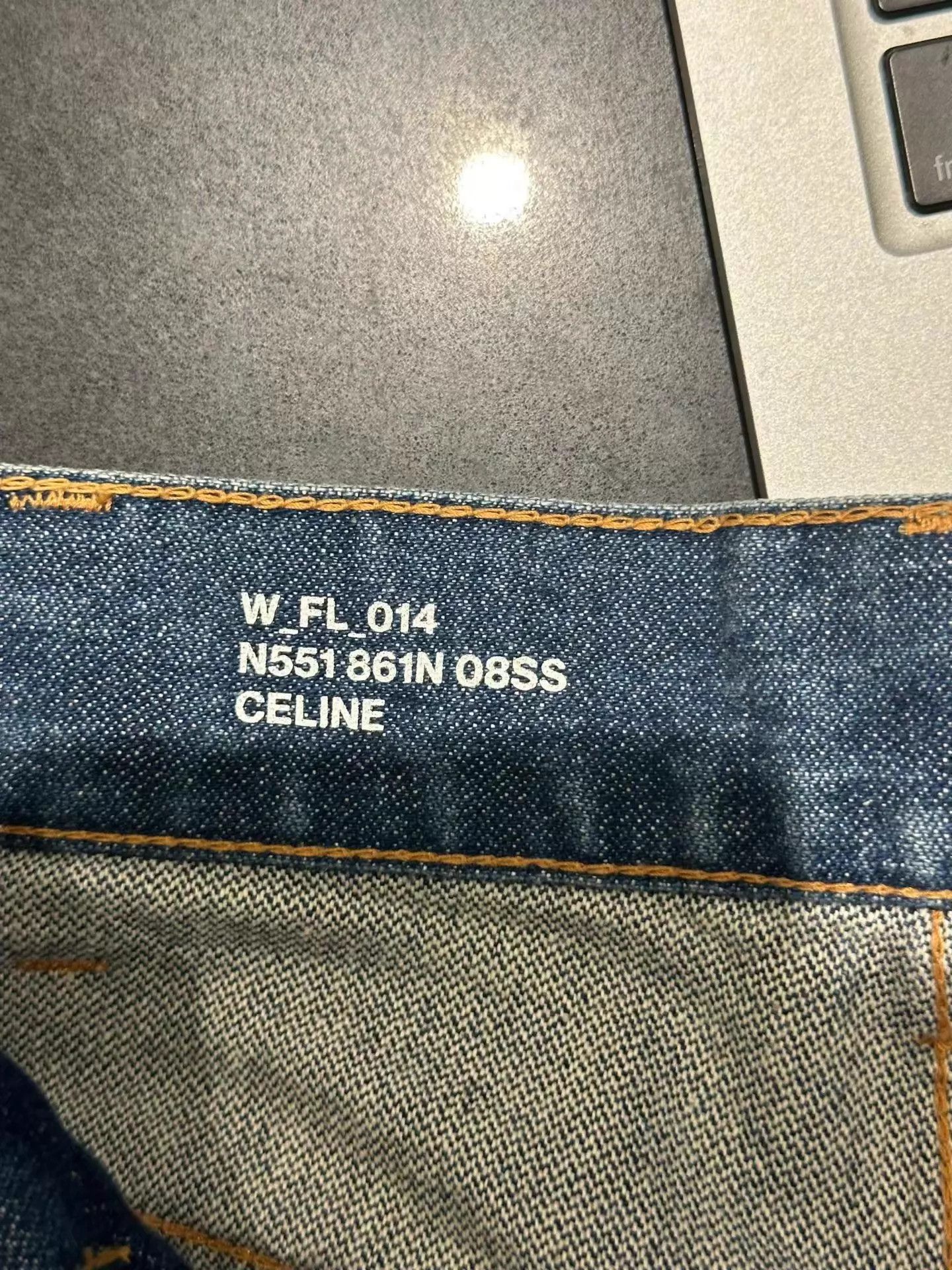 Celine CELINE Triomphe Gold Jeans Size 25 98 New Size 25" / US 0 / IT 36 - 3 Thumbnail