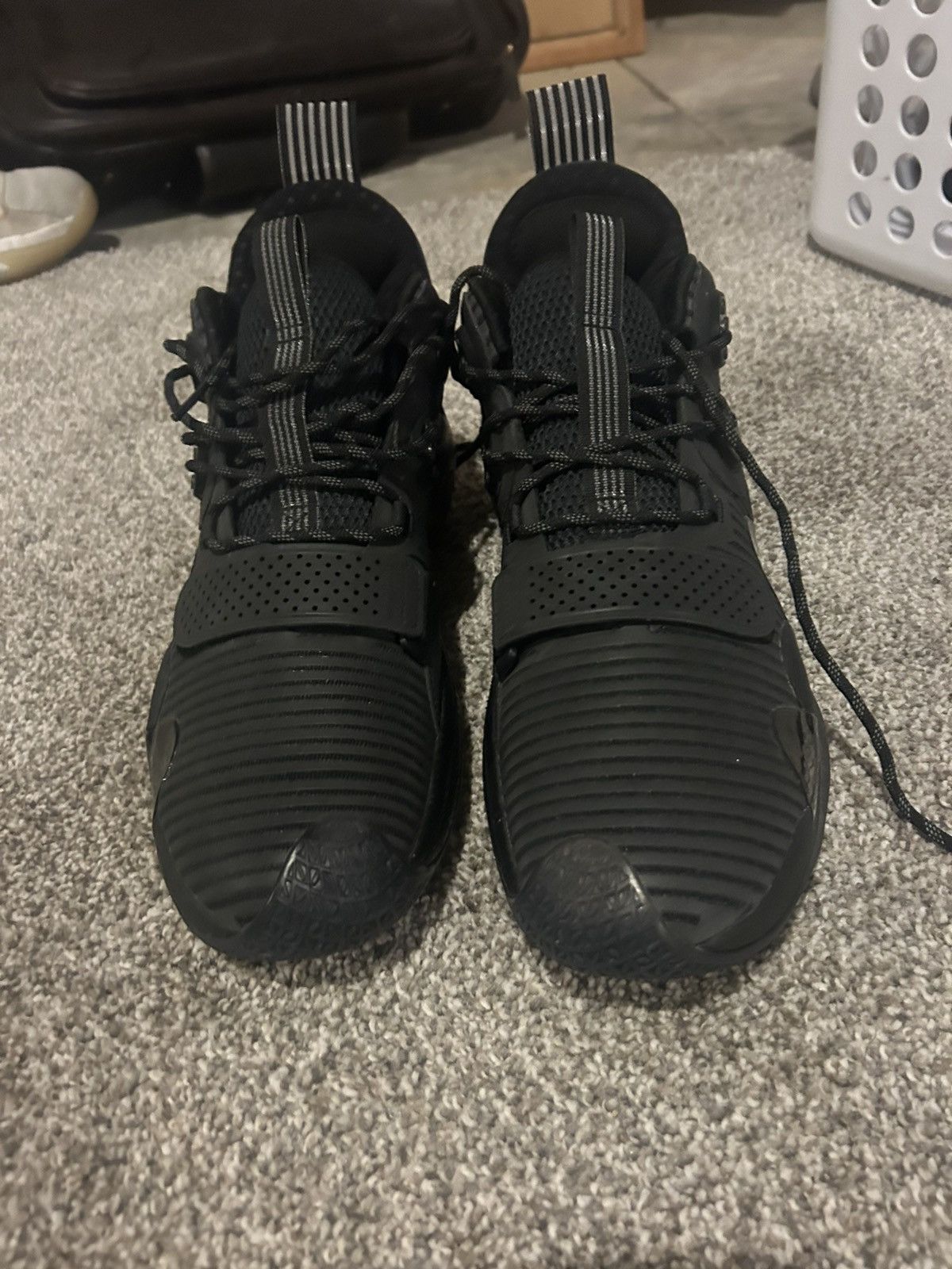 image of Li Ning Li-Ning Enough Is Enough Shoes in Black, Men's (Size 13)