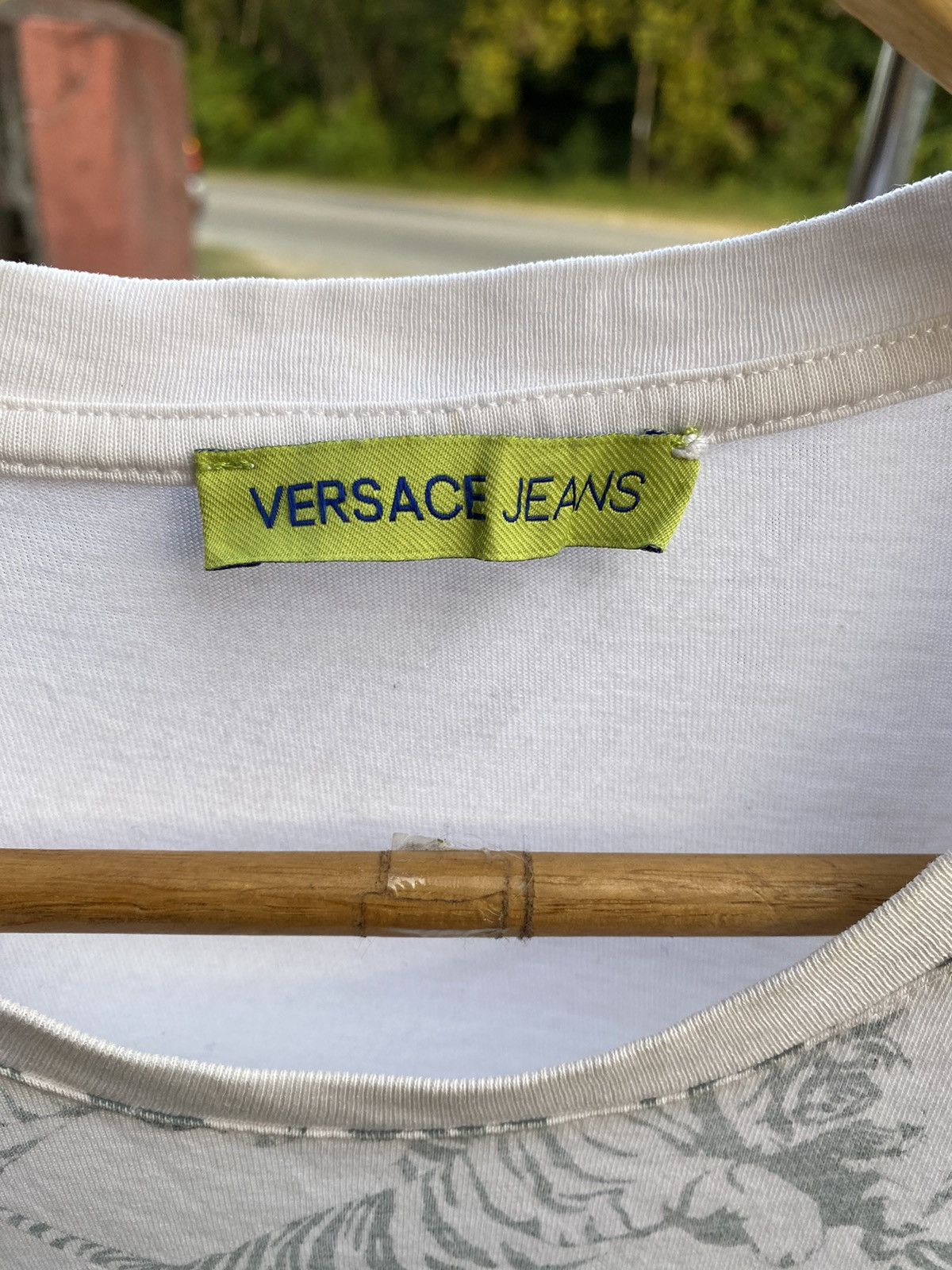 Versace × Vintage Vintage versace tee Size US L / EU 52-54 / 3 - 4 Thumbnail
