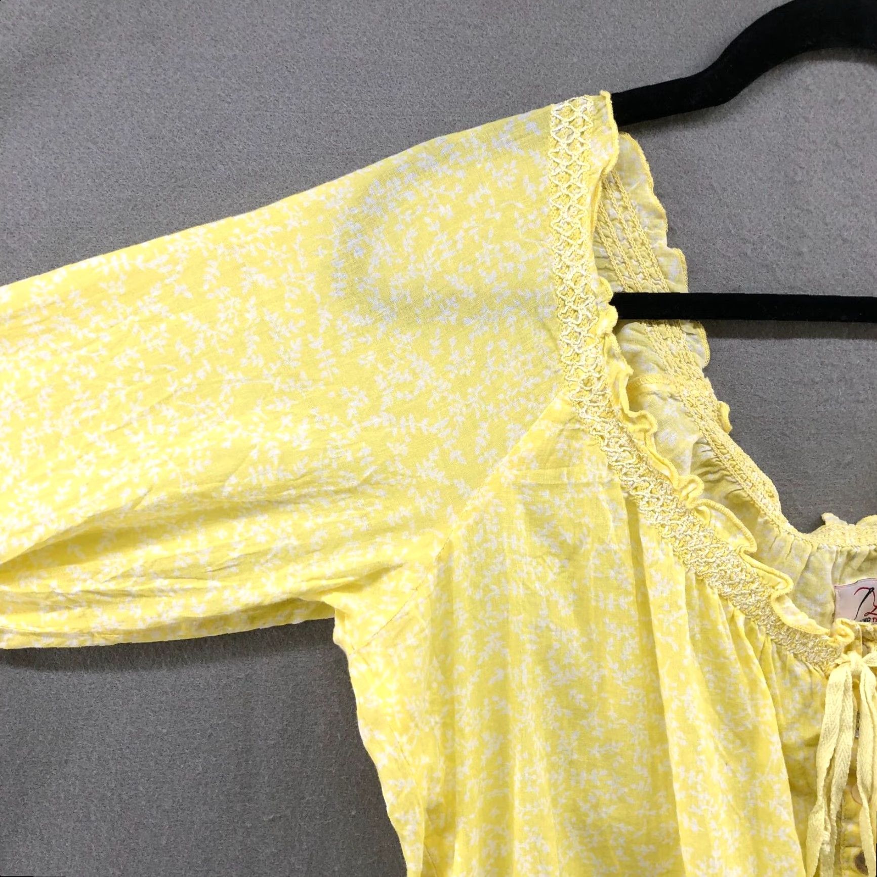 Vintage LTB Blouse Shirt Womens M Yellow Off Shoulder 3/4 Sleeve Lightweight Bohemian Floral Smocked Ruffle Top Size M / US 6-8 / IT 42-44 - 6 Thumbnail