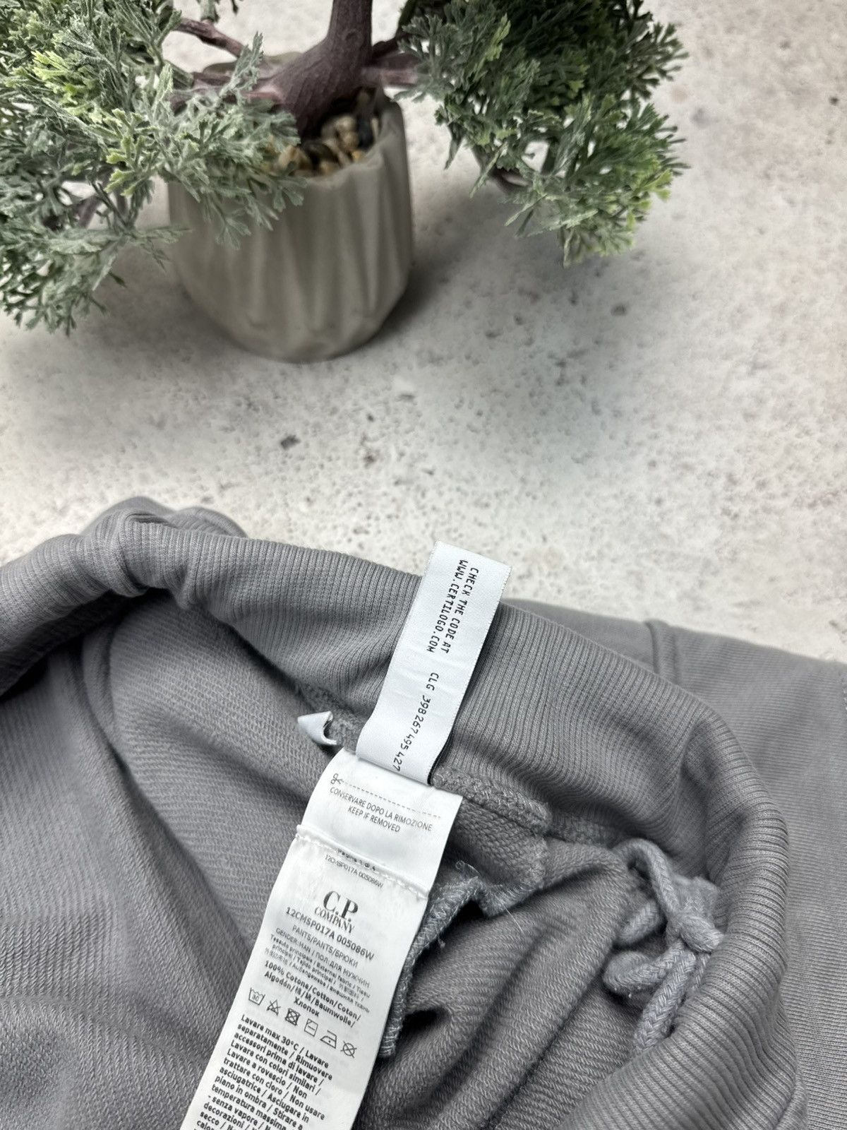 C.P. Company C.P Company Sweatpants Grey Men’s L Size US 34 / EU 50 - 12 Thumbnail