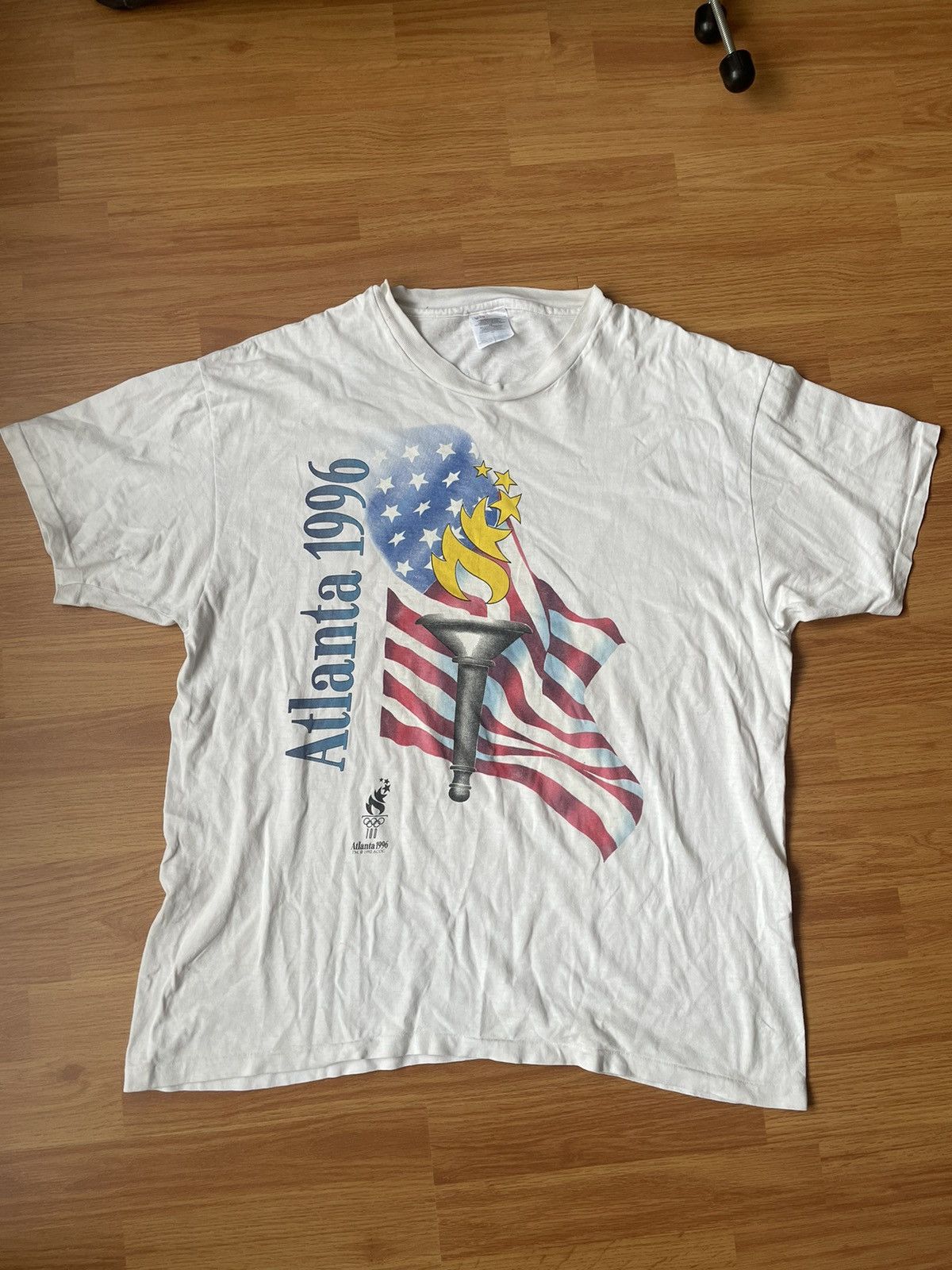 Vintage Vintage 1990’s Atlanta Olympic tee Shirt Size US XL / EU 56 / 4 - 1 Thumbnail