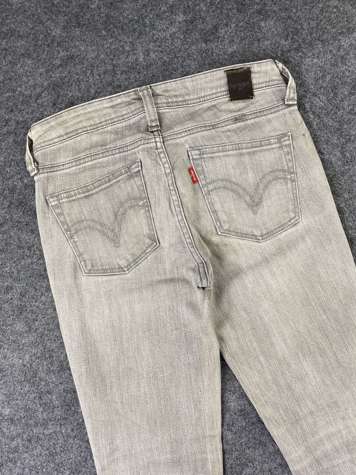 Jean × Levi's × Vintage Vintage Levis Lady Style Faded Grey Jeans - J1031 Size 27" / US 4 / IT 40 - 6 Thumbnail