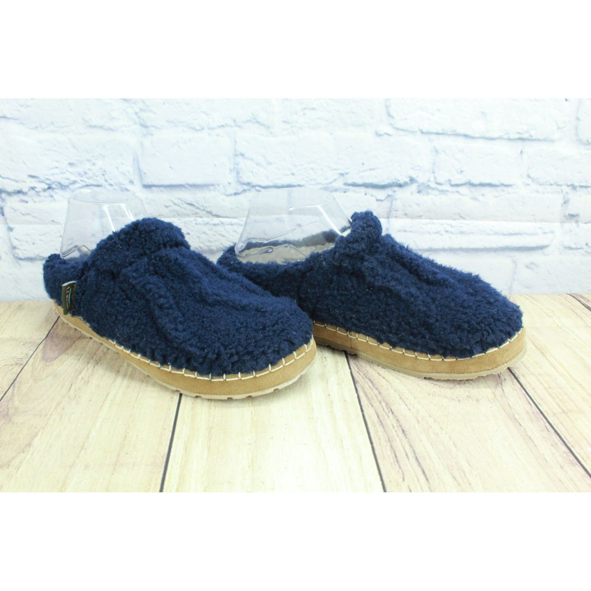 L.L. Bean LL Bean Women's Wicked Good Fleece Cozy Slippers Size US 8 / IT 38 - 3 Thumbnail