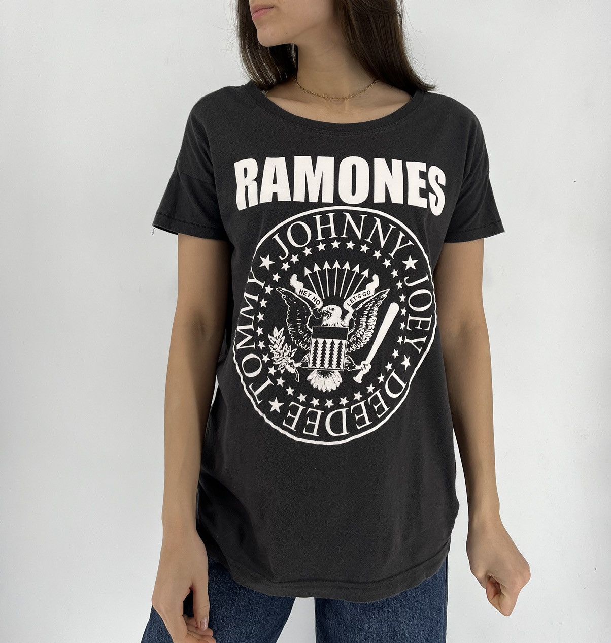 Band Tees × Vintage Vintage Ramones "Johnny Joe Deed Tommy" Graphic Oversize Size XS / US 0-2 / IT 36-38 - 1 Thumbnail