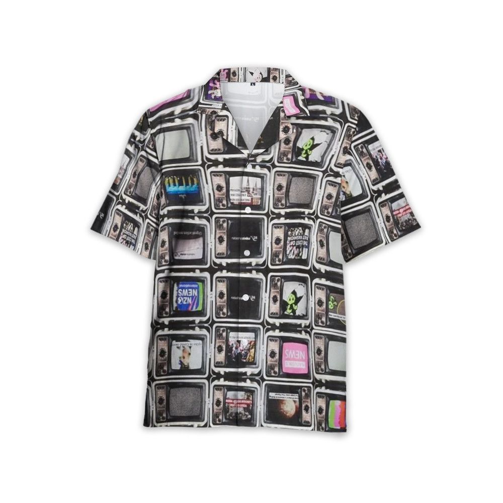 Designer TV Print Camp-Collared Shirt – Retro Vibes, Modern Edge Size US S / EU 44-46 / 1 - 3 Thumbnail