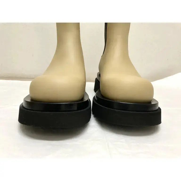 Bottega Veneta o1n1vont1024 Lug Boots in Beige Size US 4 / IT 34 - 5 Thumbnail