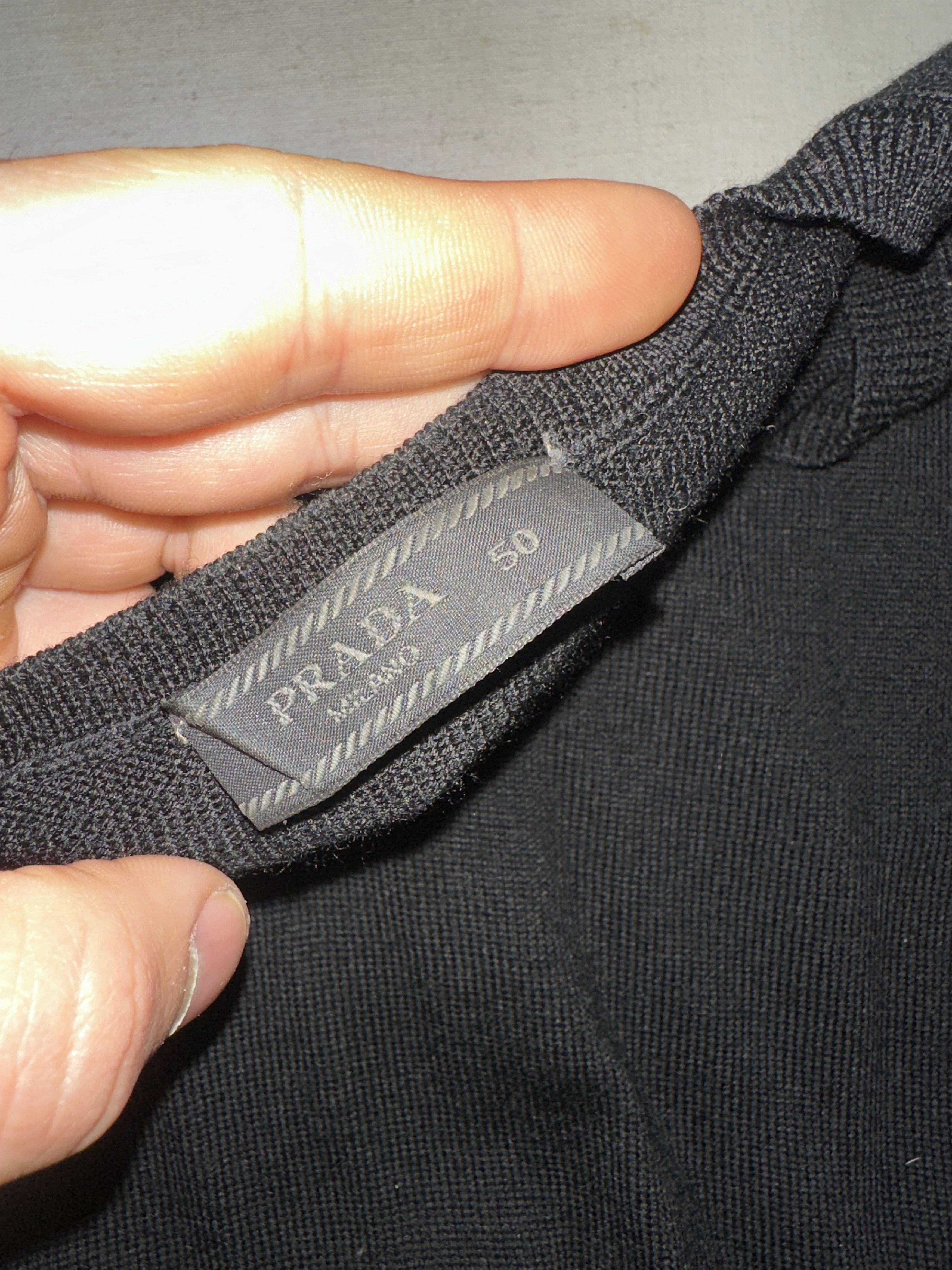 Prada Prada Milano Black V Neck Wool Sweater Italy Knit Size 50 IT Size US M / EU 48-50 / 2 - 3 Thumbnail