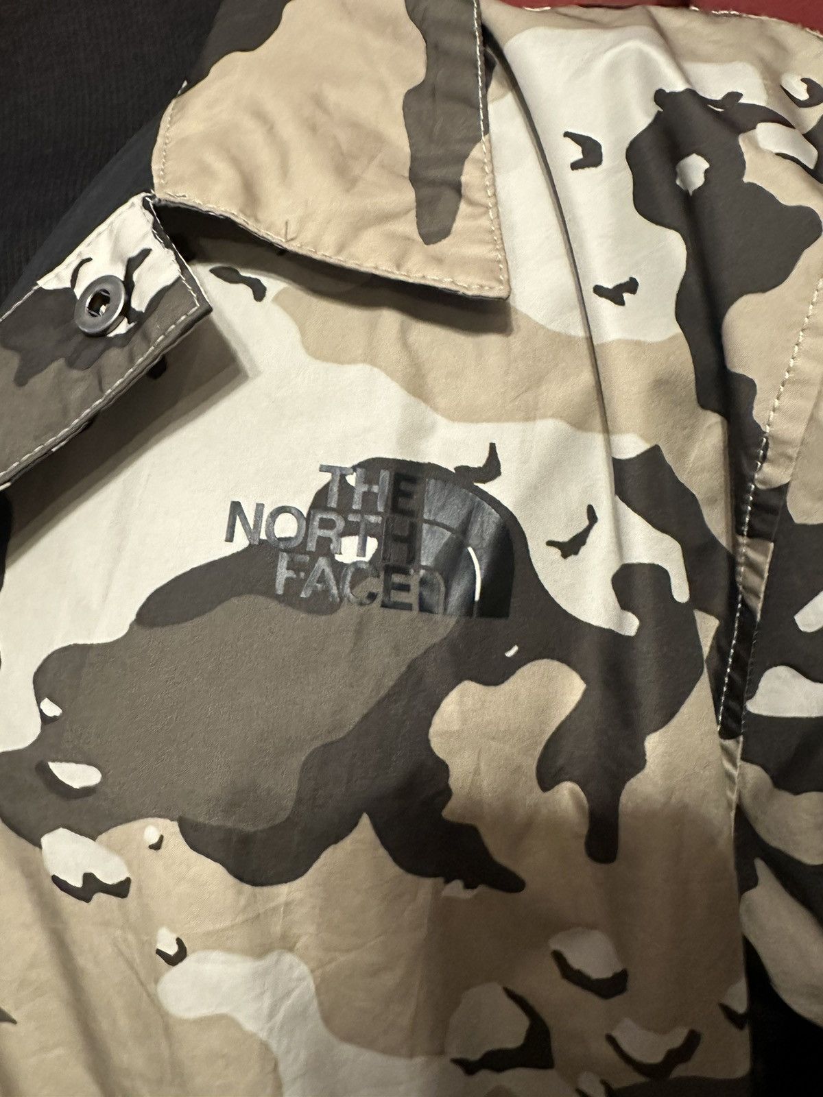 Grailed × The North Face The North Face Camo Windbreaker Jacket 2019 Season Grail Size US L / EU 52-54 / 3 - 3 Thumbnail
