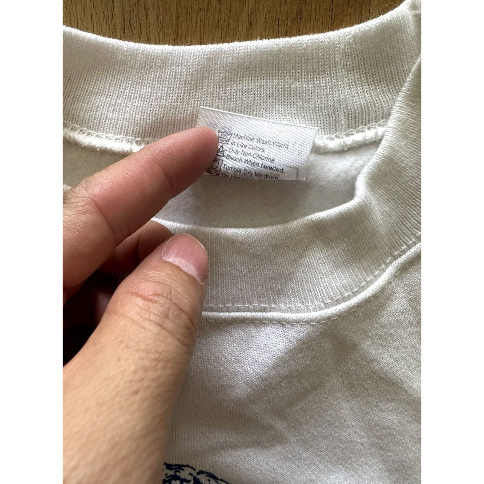 Hanes VINTAGE Hanes Ronald Reagan Presidential Library Crewneck Sweatshirt XL White 80s Men Mens XL Size US XL / EU 56 / 4 - 4 Thumbnail