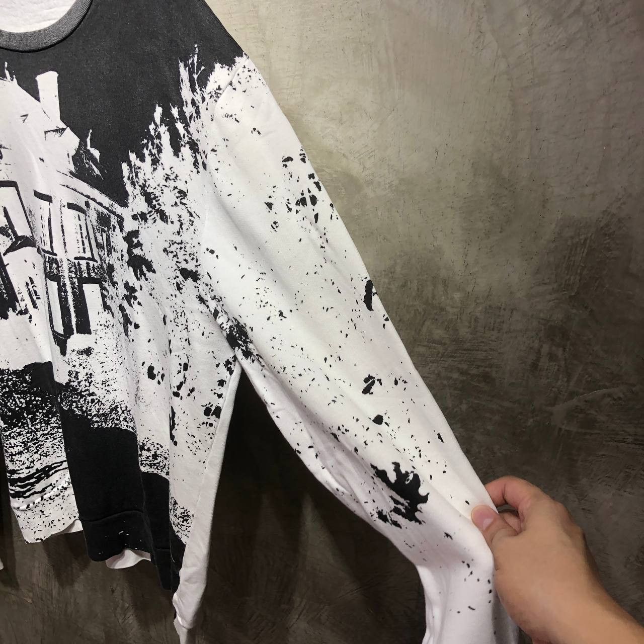 Dior Christian Dior Mansion Print Crewneck long sleeves Size US L / EU 52-54 / 3 - 5 Thumbnail