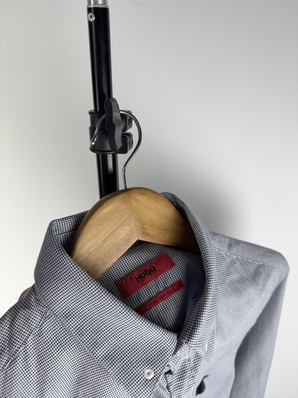 Hugo Boss 00s Luxury Designer Extra Slim Fit Hugo Boss Shirt Size US S / EU 44-46 / 1 - 4 Thumbnail