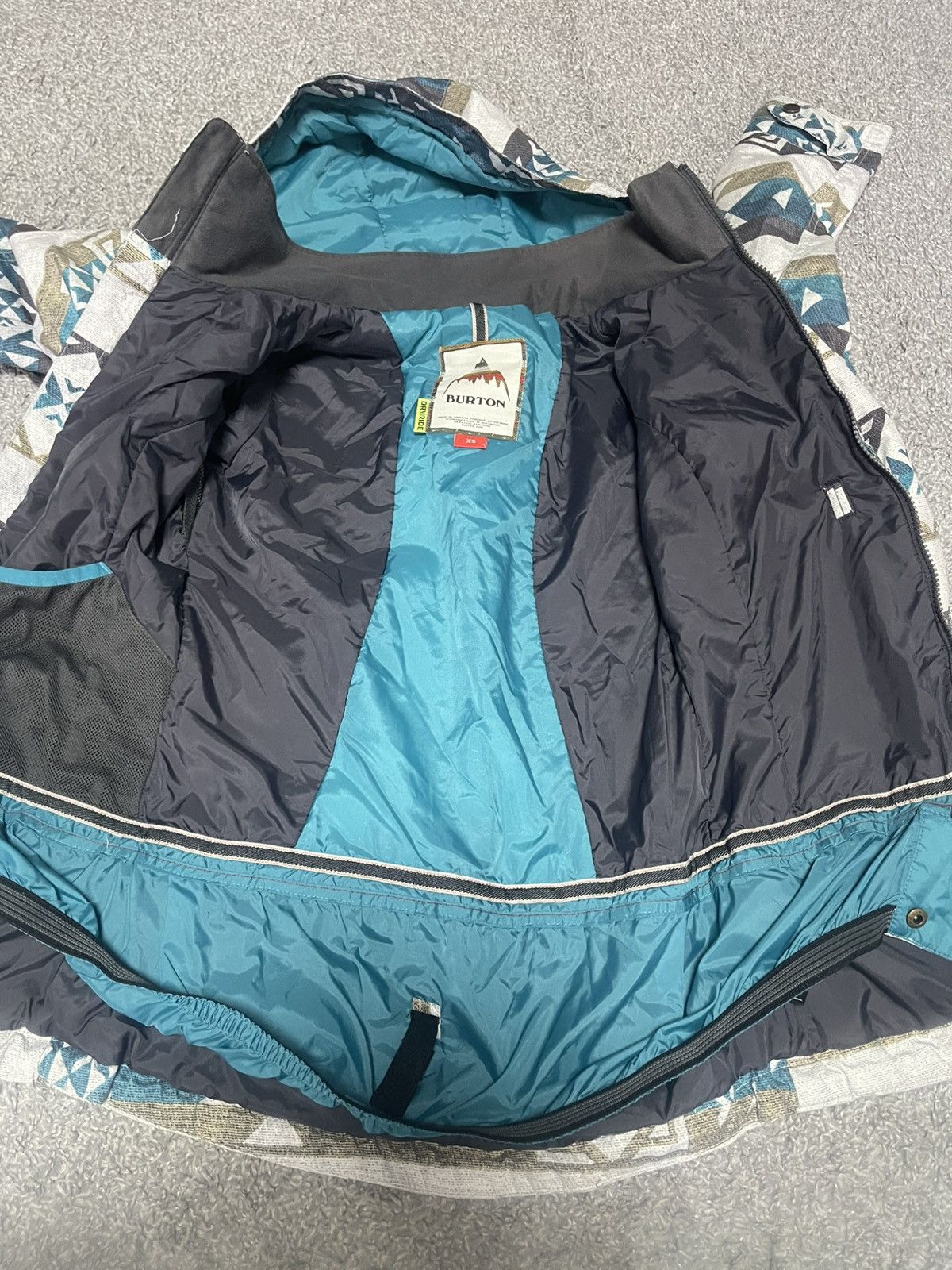 Burton Burton Da Nang Aztec DryRide Snowboard Jacket Size XS Size XS / US 0-2 / IT 36-38 - 12 Thumbnail