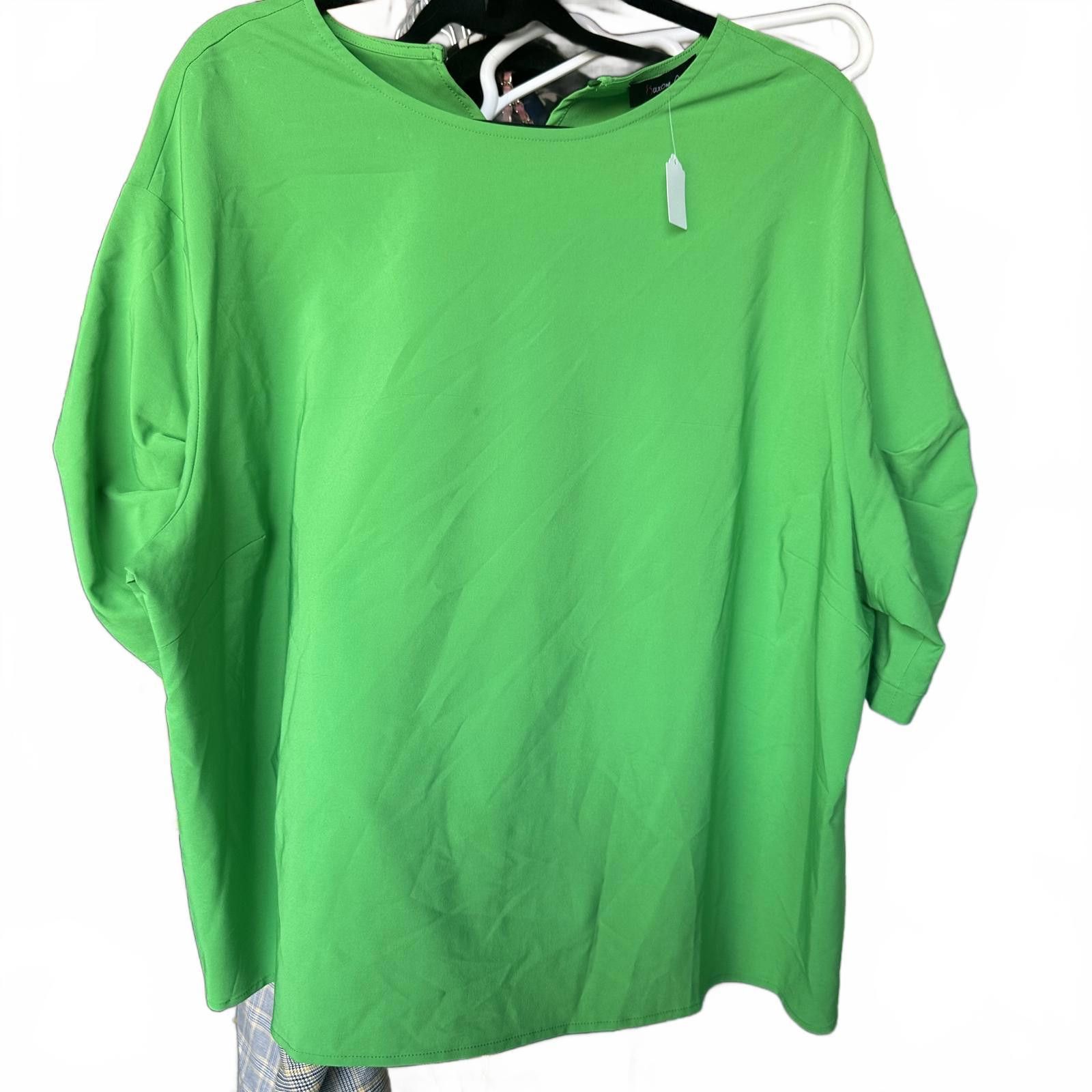 Designer Vibrant Green Blouse Tee *stain* Size XXL / US 16-18 / IT 52-54 - 1 Thumbnail