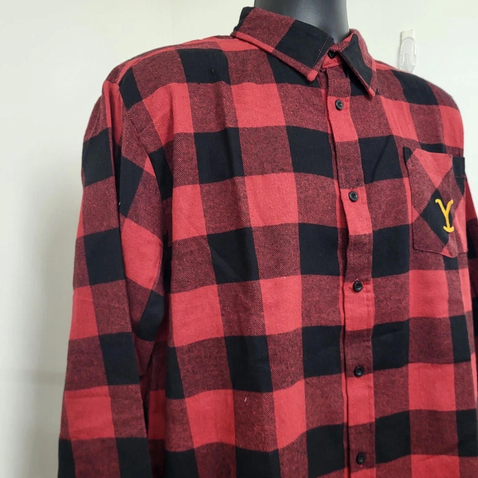 Other Yellowstone Flannel Shirt Men's SzXL Red& Black Dutton Ranch Size US XL / EU 56 / 4 - 4 Thumbnail