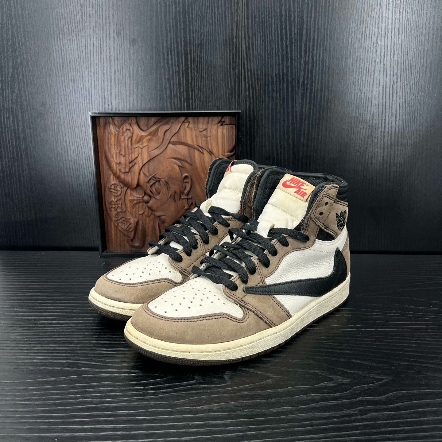 Nike Nike AJ1 Lowtop Sneakers 42 Men Size US 9 / EU 42 - 1 Thumbnail