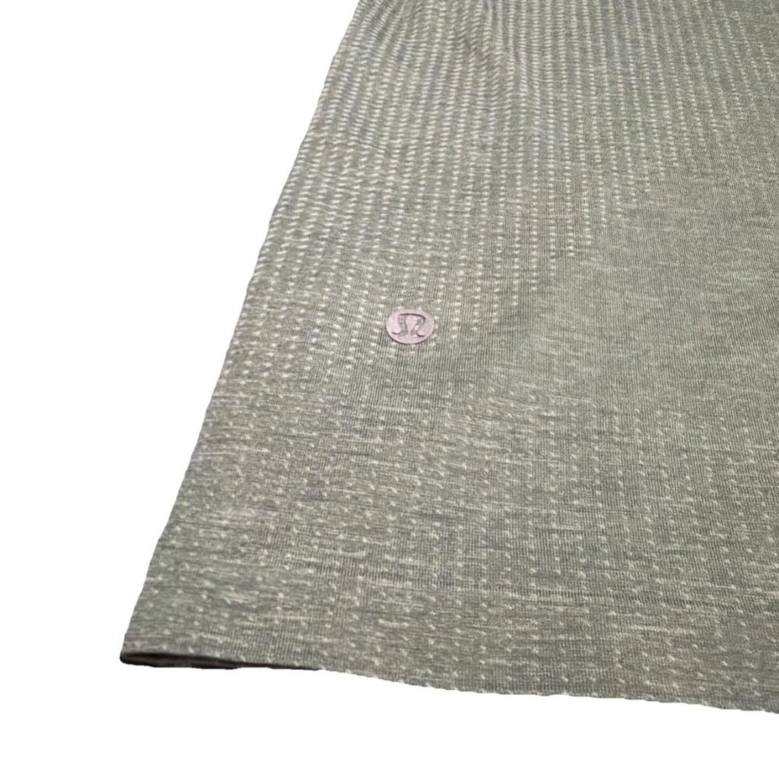 Lululemon LULULEMON METAL VENT SHORT SLEEVE SHIRT SMALL GREEN Size US S / EU 44-46 / 1 - 3 Thumbnail