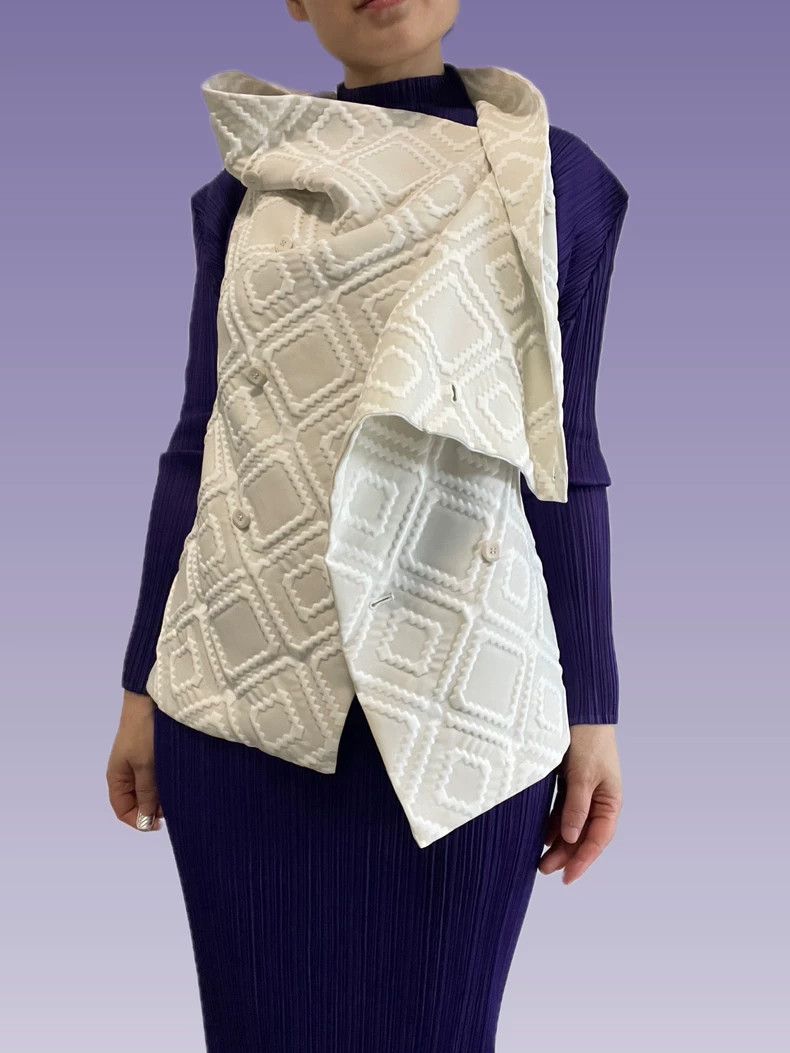 Issey Miyake Issey Miyake size:2 Brown main line three-dimensional reli Size XS / US 0-2 / IT 36-38 - 4 Thumbnail