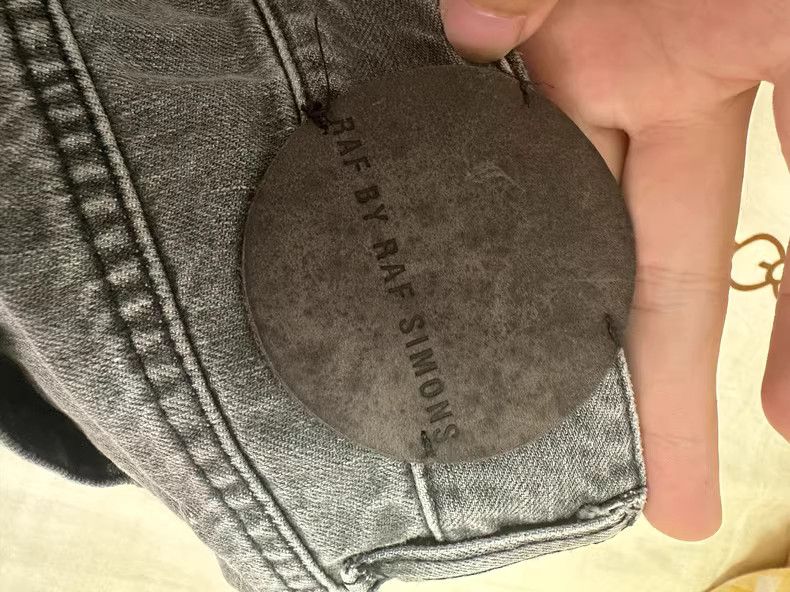 Raf Simons Raf Simons ripped jeans Size US 34 / EU 50 - 6 Thumbnail