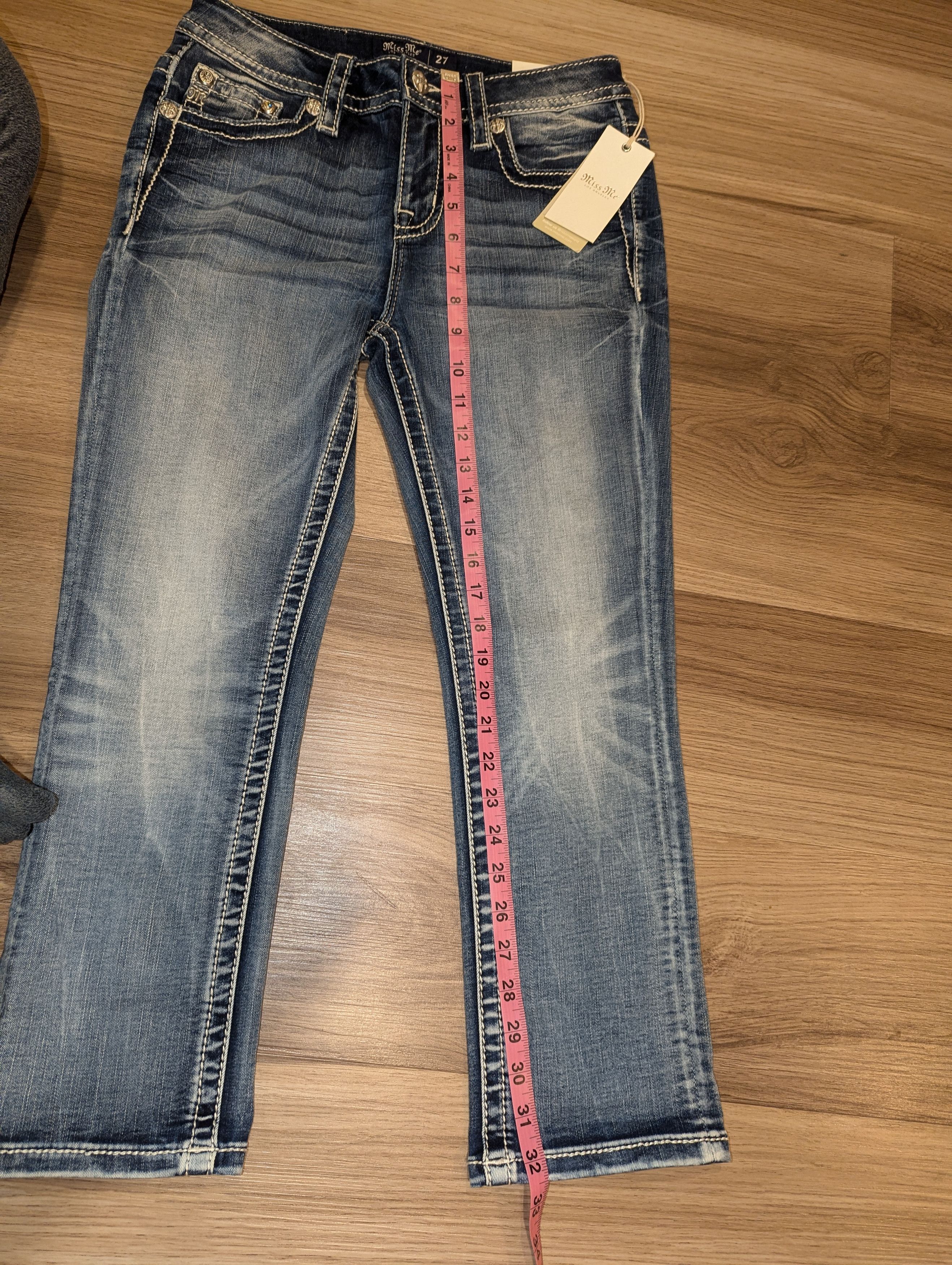 Miss Me Miss Me Womens Capri Jeans Size 27 Y2k BNWT bling rhinestone Size 27" / US 4 / IT 40 - 8 Thumbnail