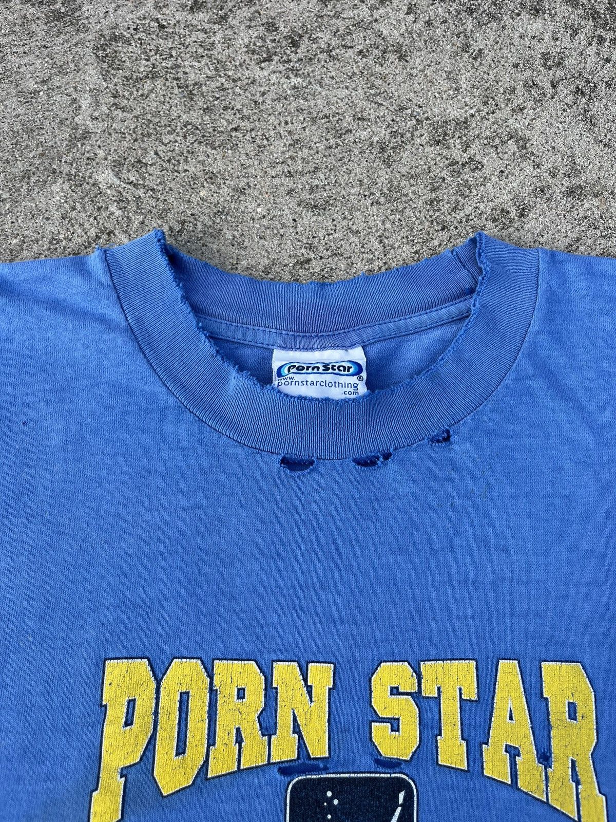 Vintage Rare Vintage 90’s Porn Star “Diving Team” Thrashed T-Shirt Size US XL / EU 56 / 4 - 7 Thumbnail