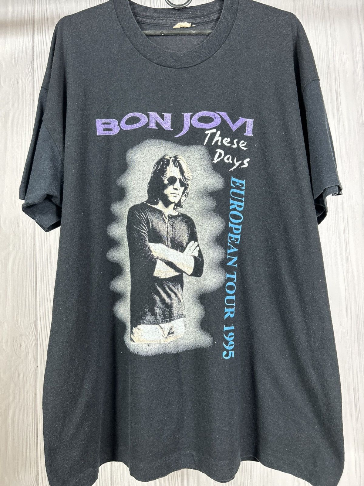 Band Tees Vintage 1995 Bon Jovi These Days European Tour T-Shirt Size US XL / EU 56 / 4 - 5 Thumbnail