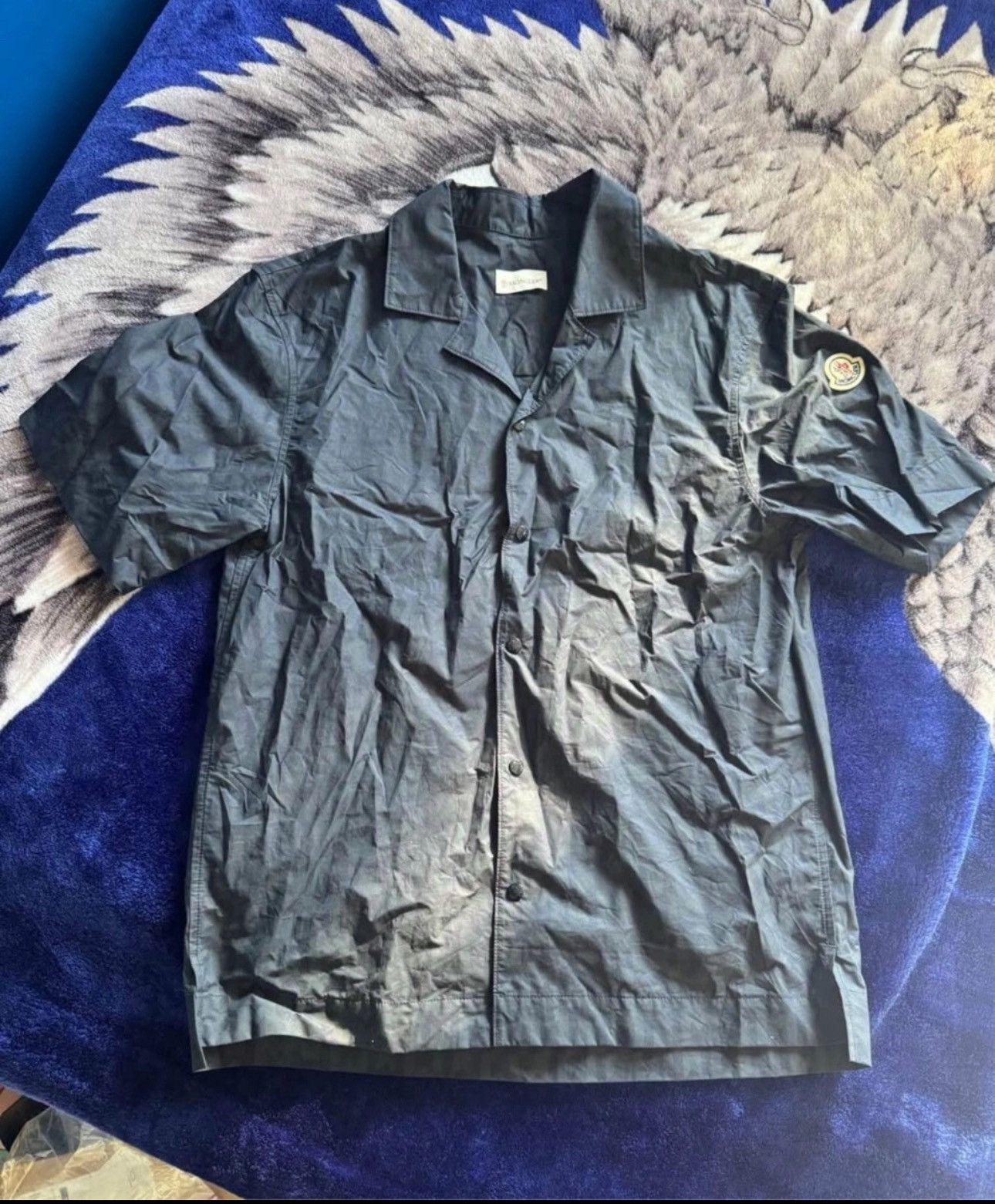 Moncler Moncler Short Sleeve Button-Up Shirt Size US S / EU 44-46 / 1 - 1 Thumbnail