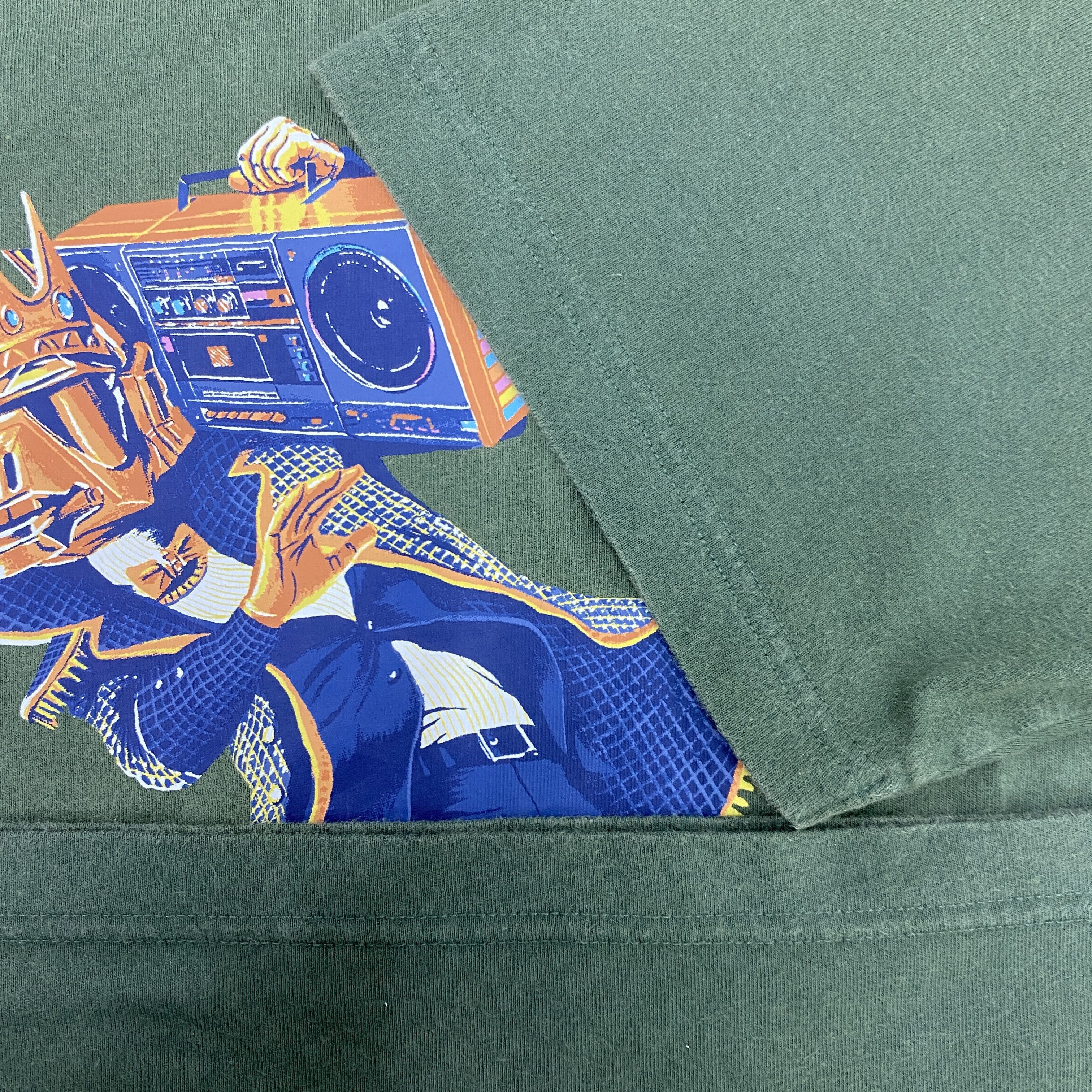 Japanese Brand Vintage Uniqlo Fortnite Chapter 2 Shirt - K061 Size US L / EU 52-54 / 3 - 7 Thumbnail