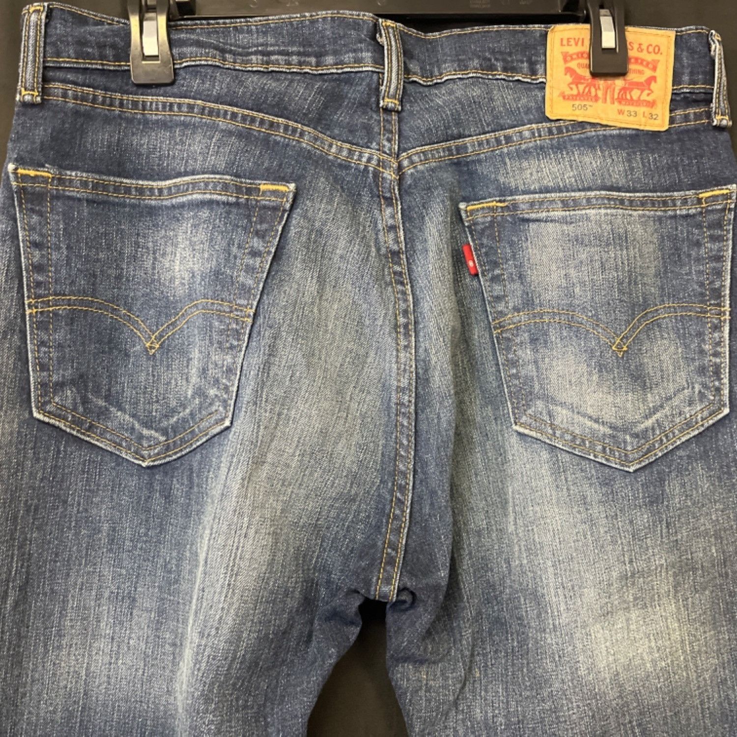 Levi's Levi's 505 Men's Blue Jeans/Straight Leg 33x32 SKU 4062 Size US 33 - 4 Thumbnail