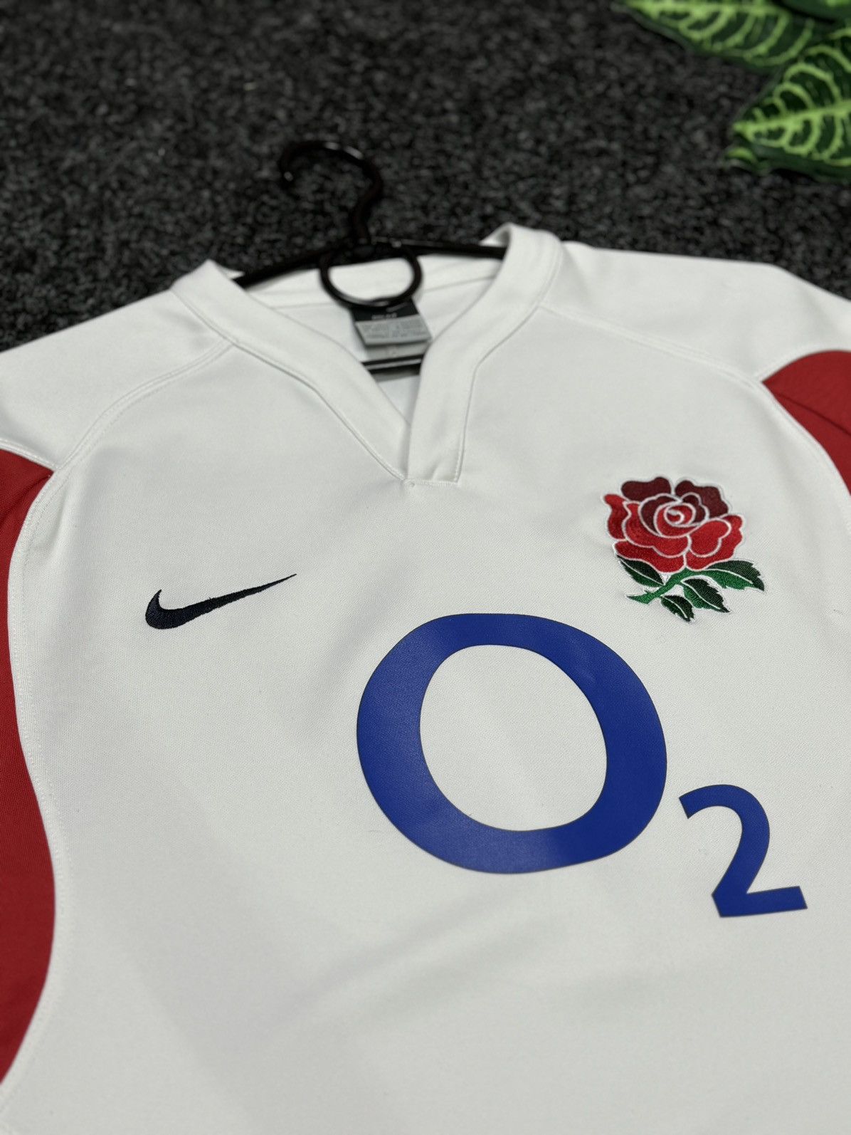 Nike Nike rugby 🏉 England 🏴󠁧󠁢󠁥󠁮󠁧󠁿 size M Size US M / EU 48-50 / 2 - 6 Thumbnail